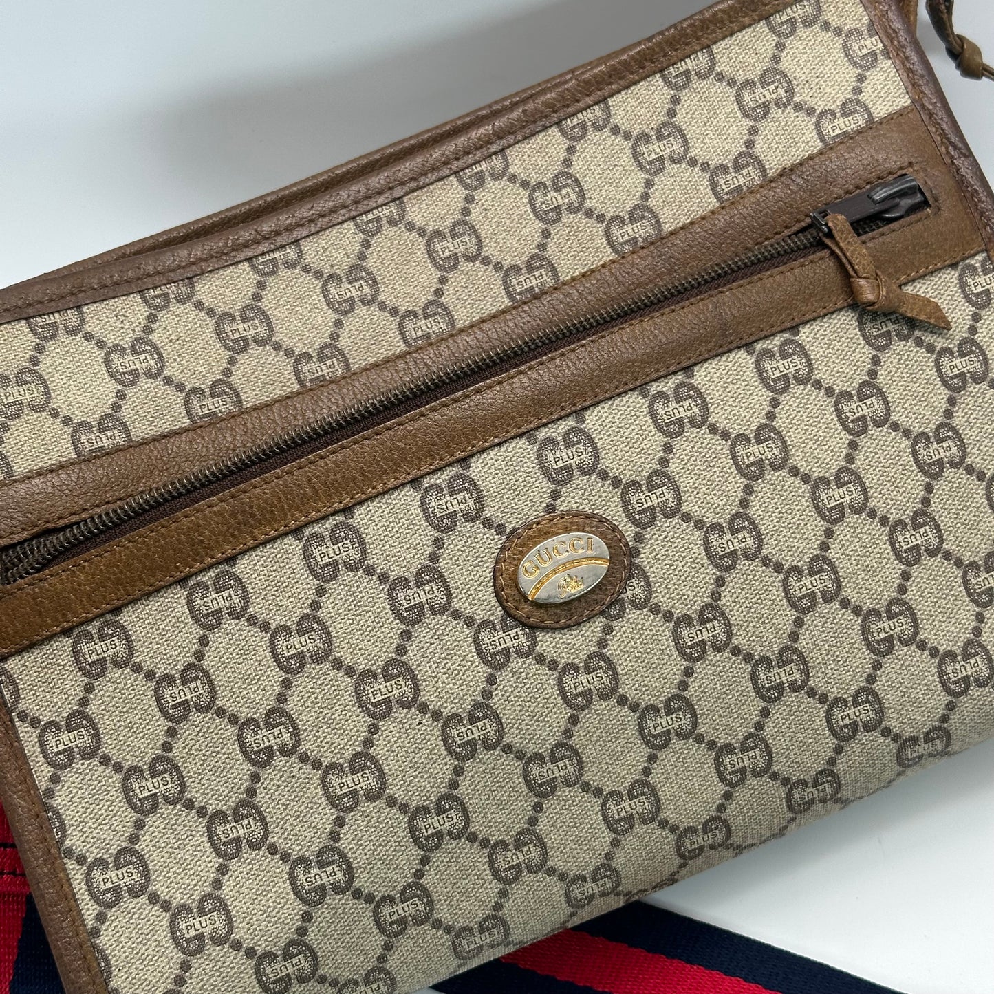 Authentic GUCCI GG Canvas Zipper Pouch Crossbody