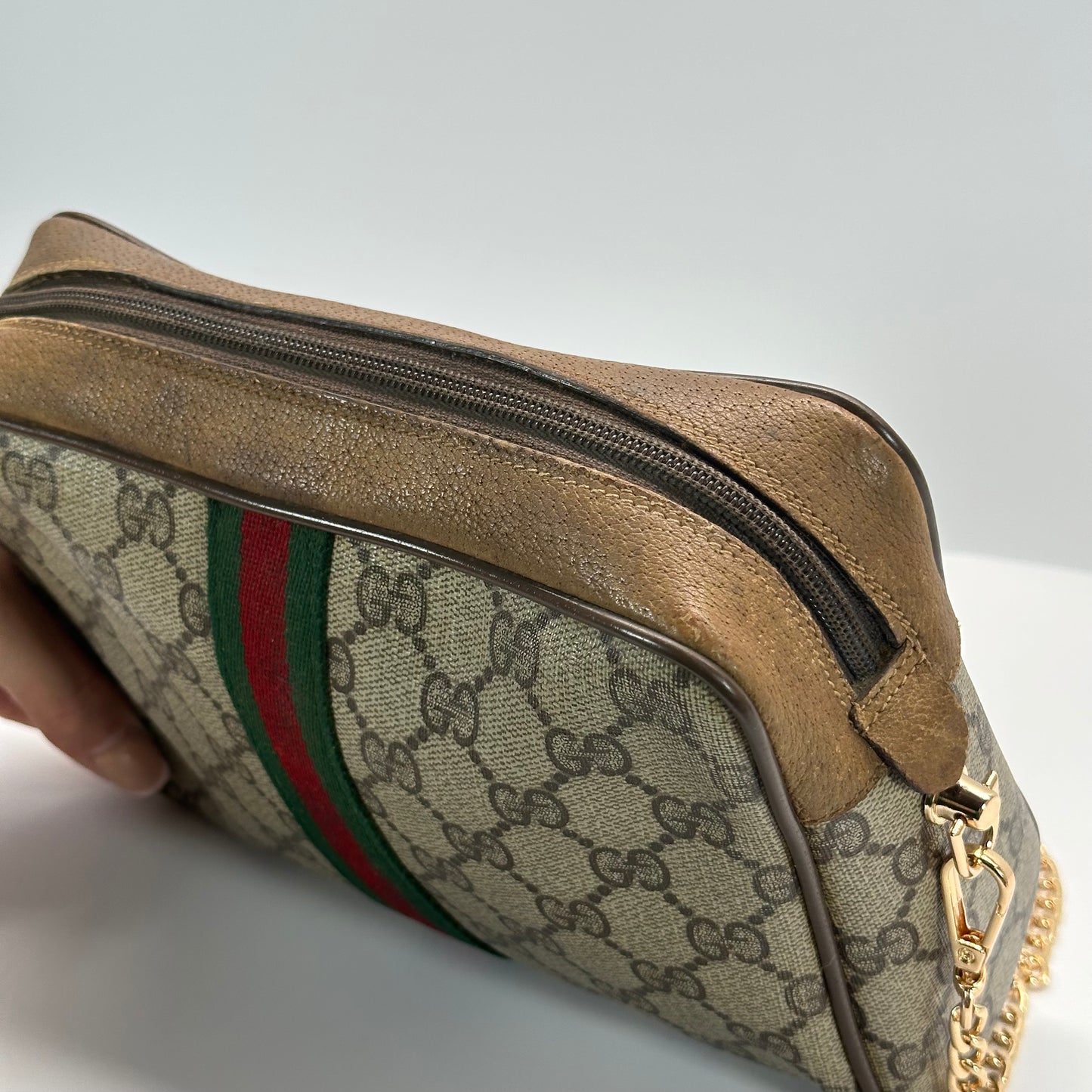 Authentic GUCCI Canvas Supreme Zipper Crossbody