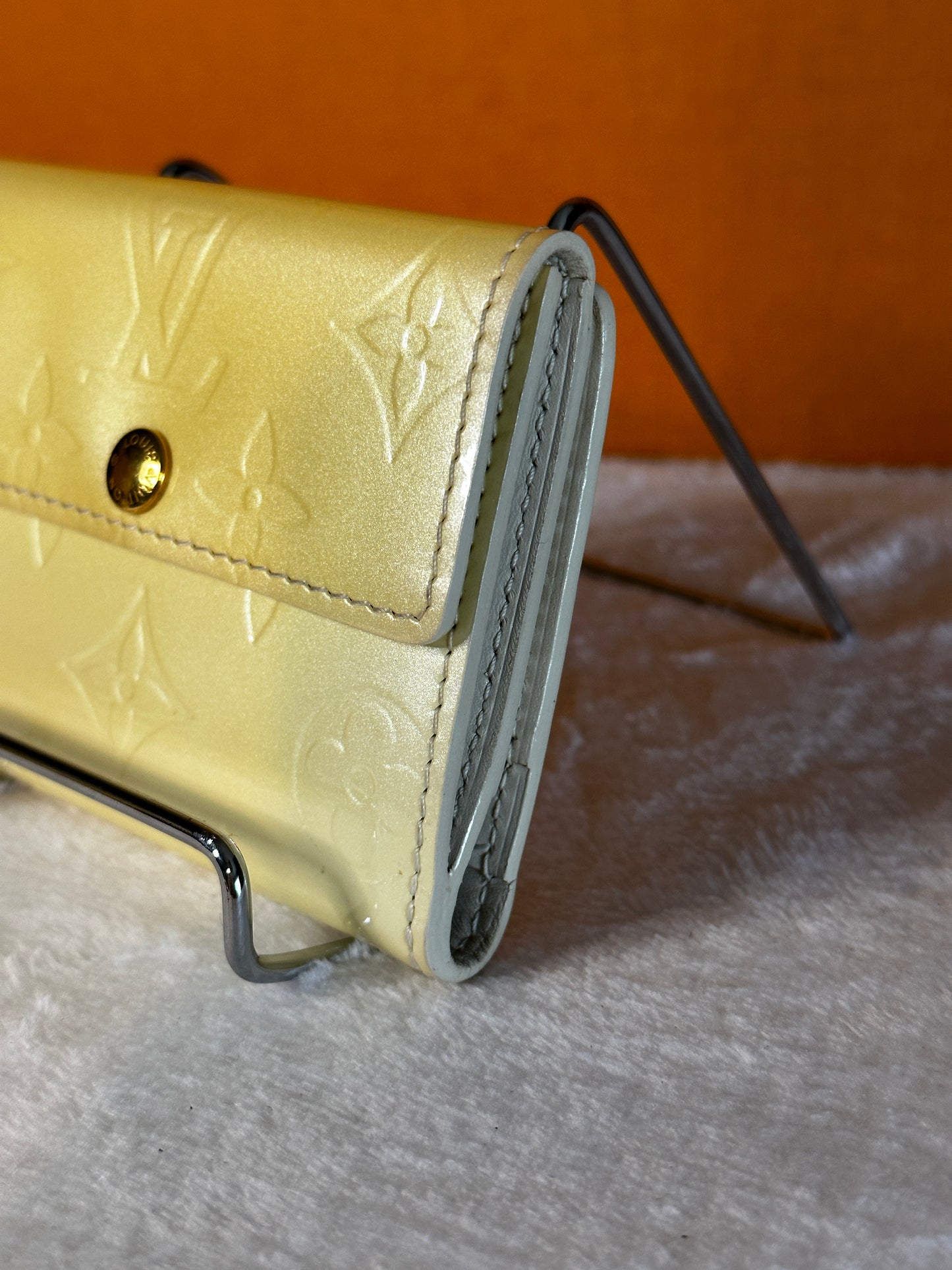 Authentic Louis Vuitton Pearl Vernis Reade PM Handbag & Compact Wallet Bundle Set