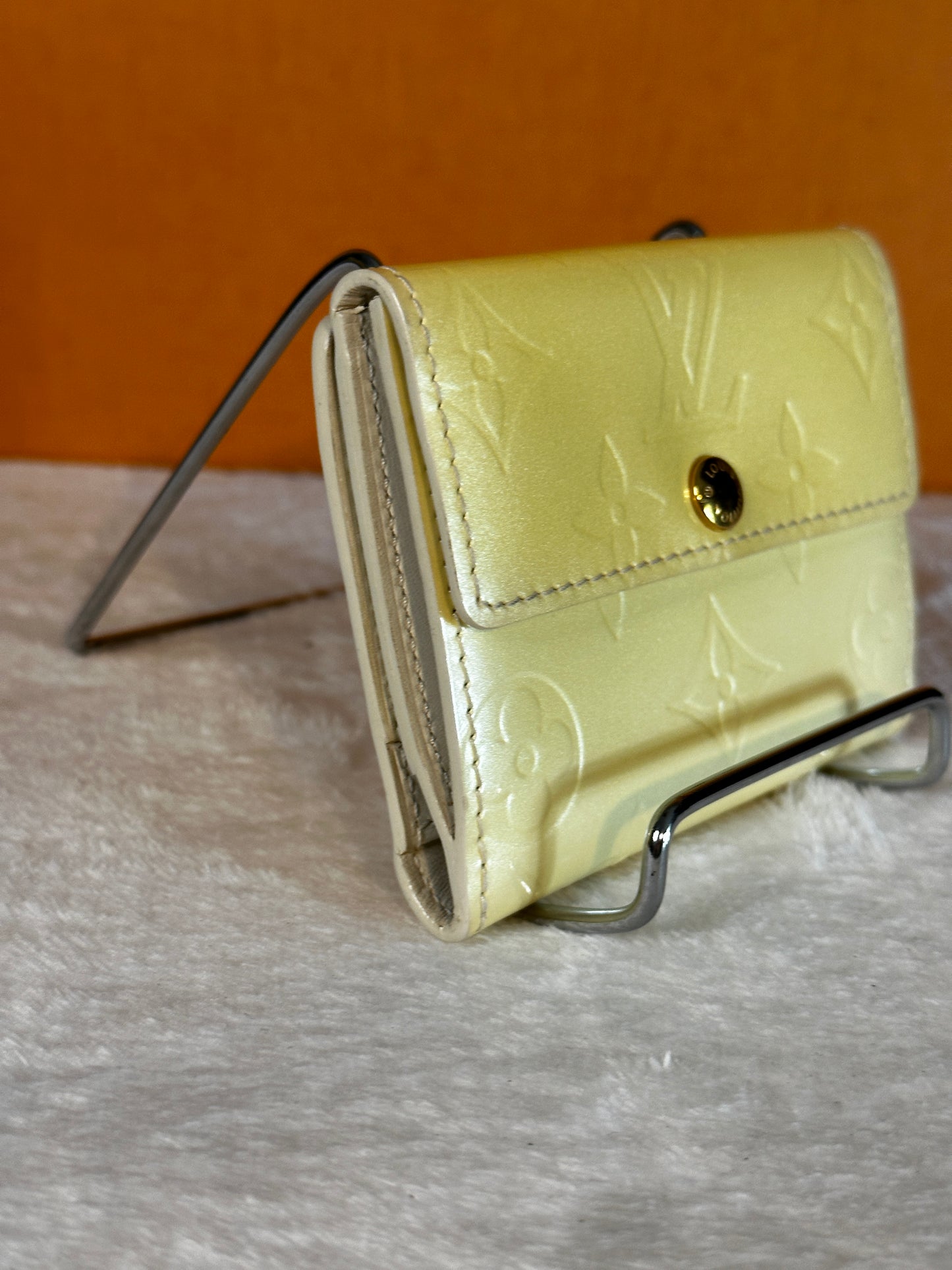 Authentic Louis Vuitton Pearl Vernis Reade PM Handbag & Compact Wallet Bundle Set