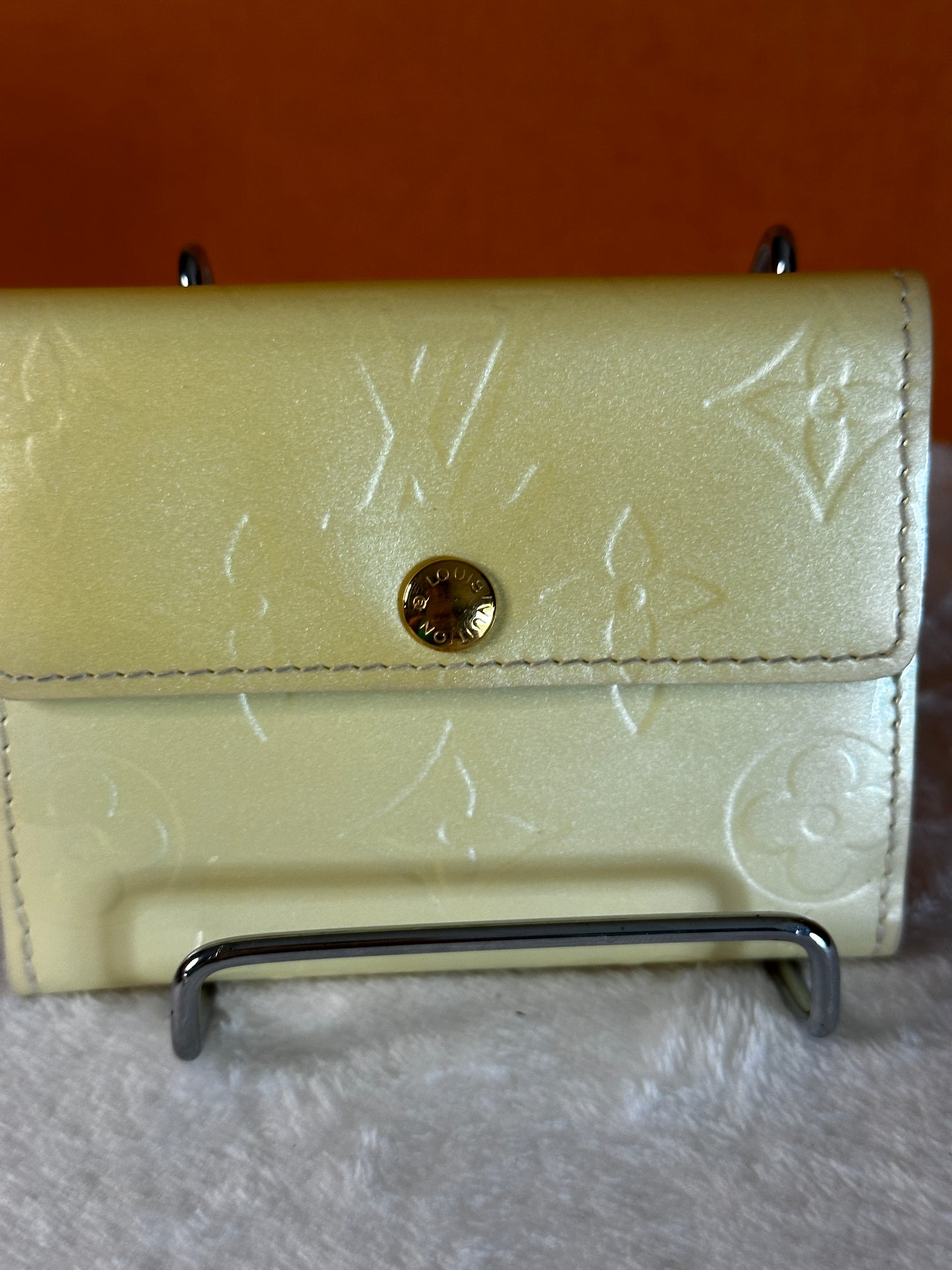 Authentic Louis Vuitton Pearl Vernis Reade PM Handbag & Compact Wallet Bundle Set