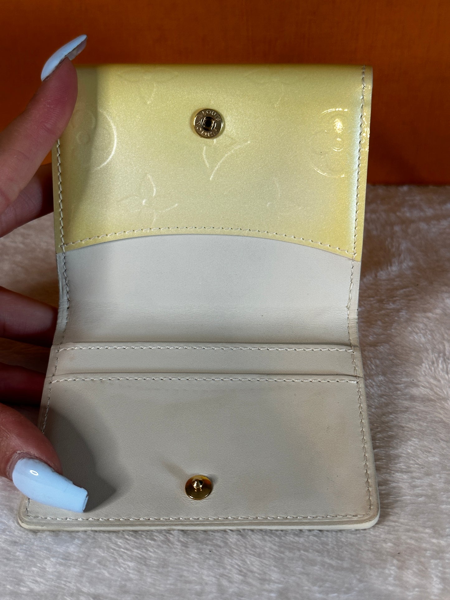 Authentic Louis Vuitton Pearl Vernis Reade PM Handbag & Compact Wallet Bundle Set