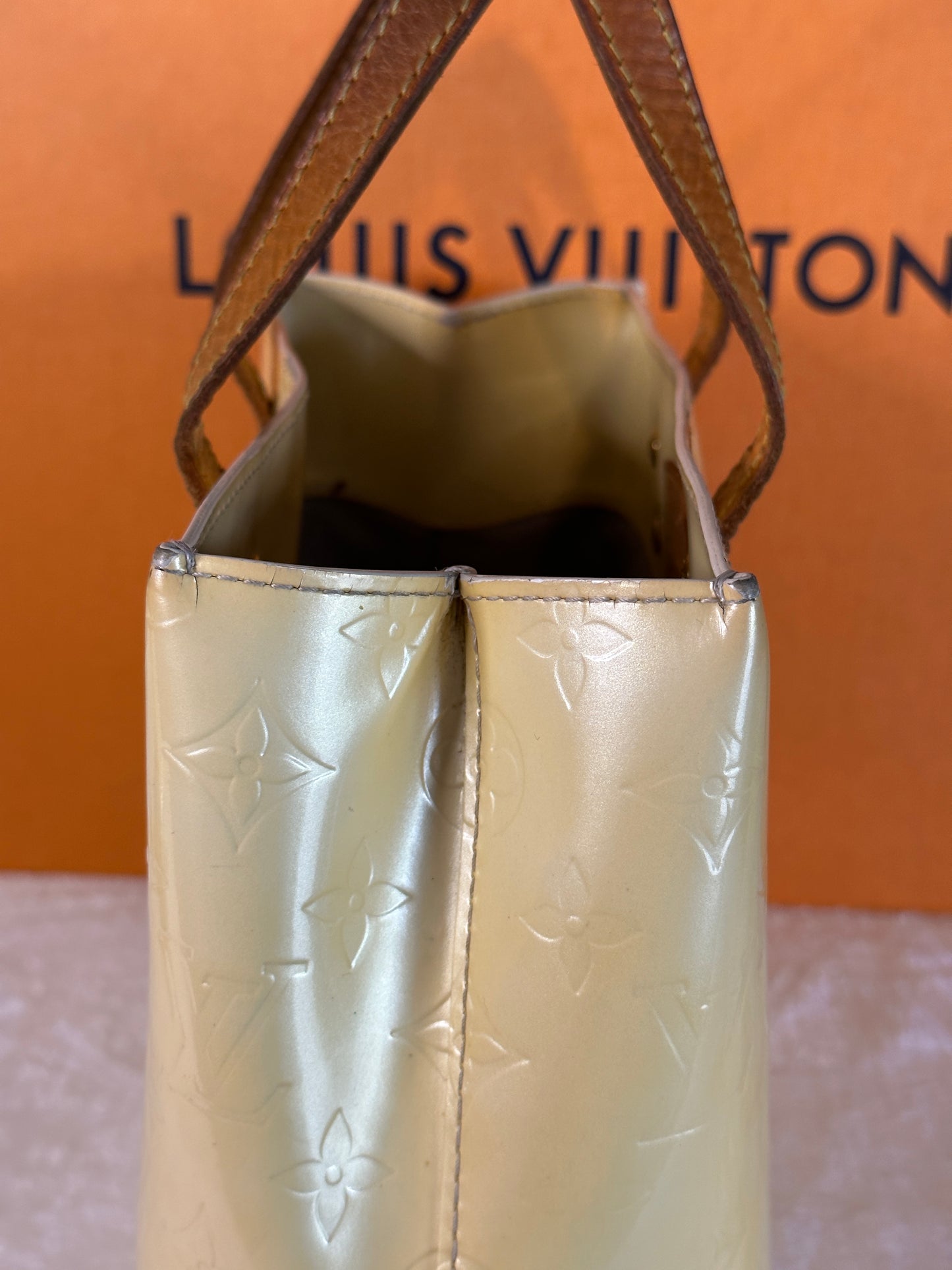 Authentic Louis Vuitton Pearl Vernis Reade PM Handbag & Compact Wallet Bundle Set
