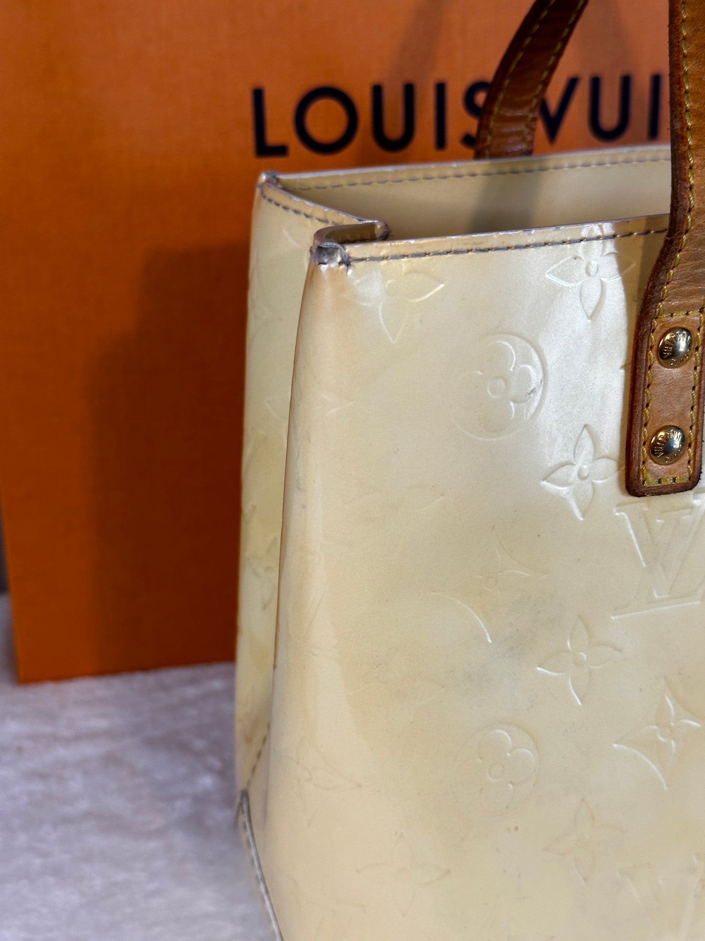 Authentic Louis Vuitton Pearl Vernis Reade PM Handbag & Compact Wallet Bundle Set