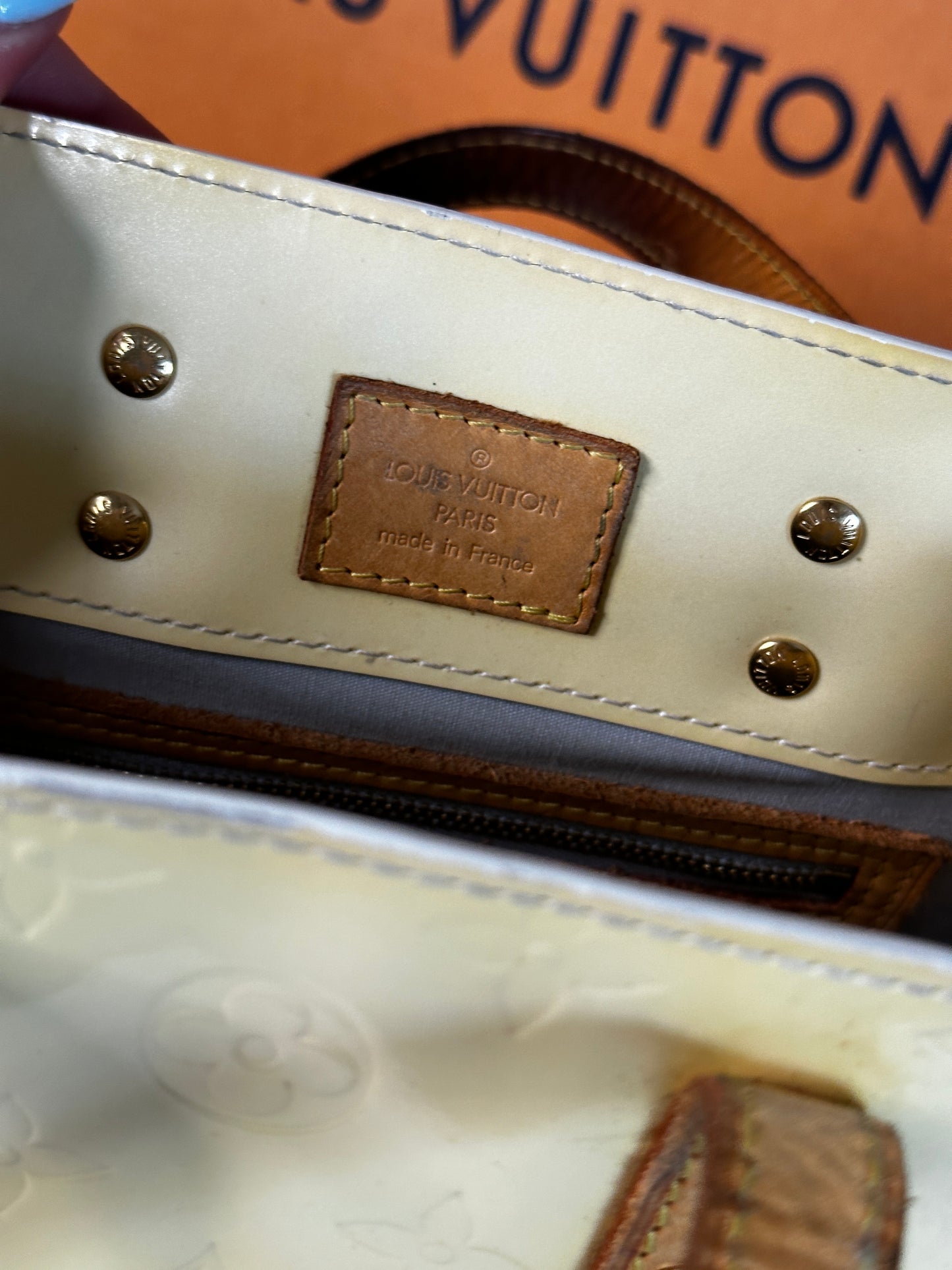 Authentic Louis Vuitton Pearl Vernis Reade PM Handbag & Compact Wallet Bundle Set