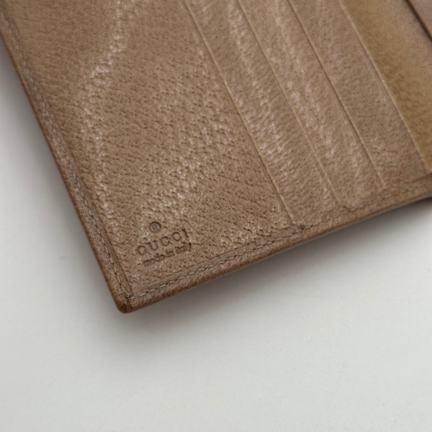 Authentic Gucci Beige Compact Bifold Wallet w/ Box
