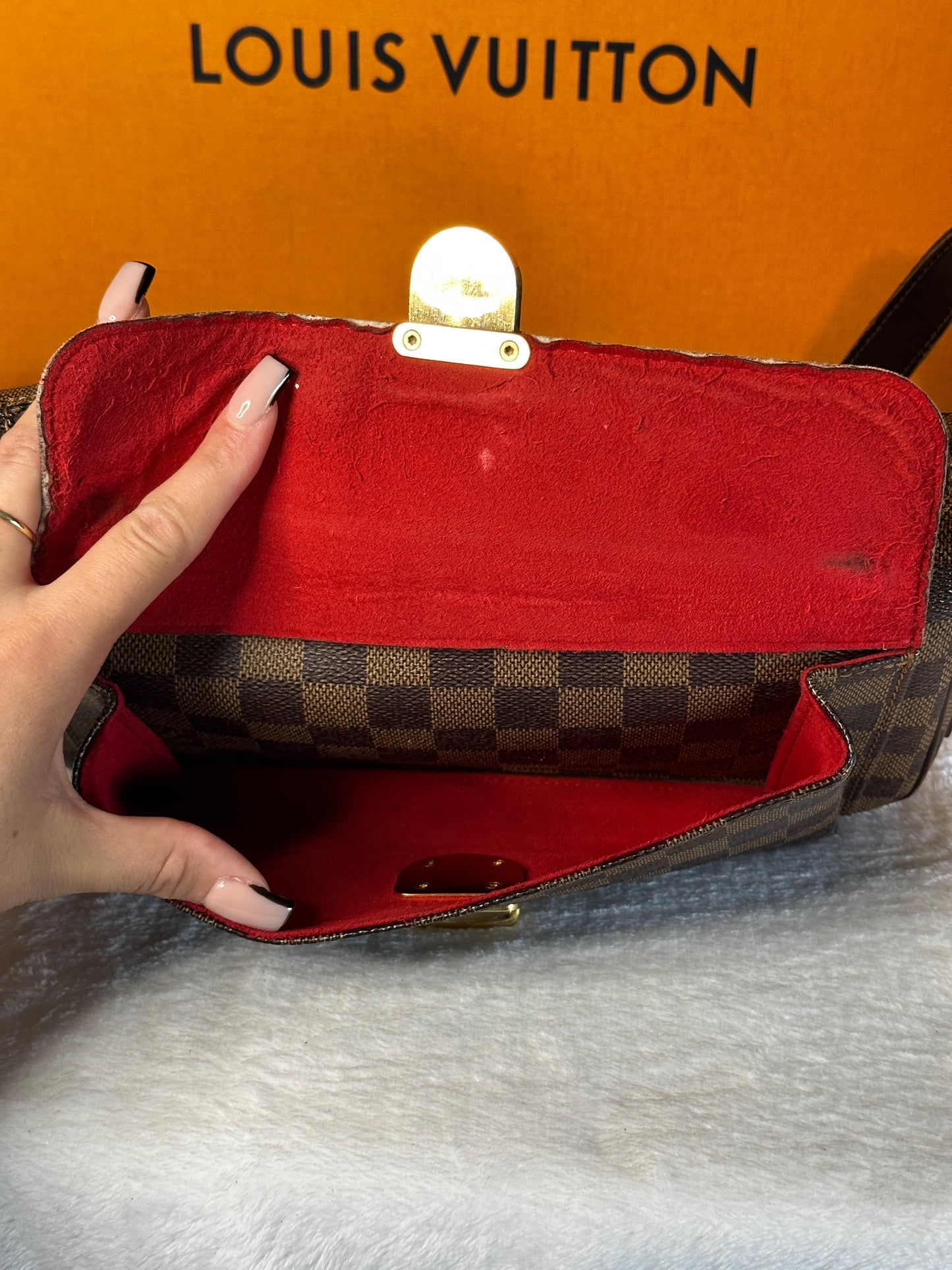 Authentic Louis Vuitton Damier Ebene Ravello GM Crossbody