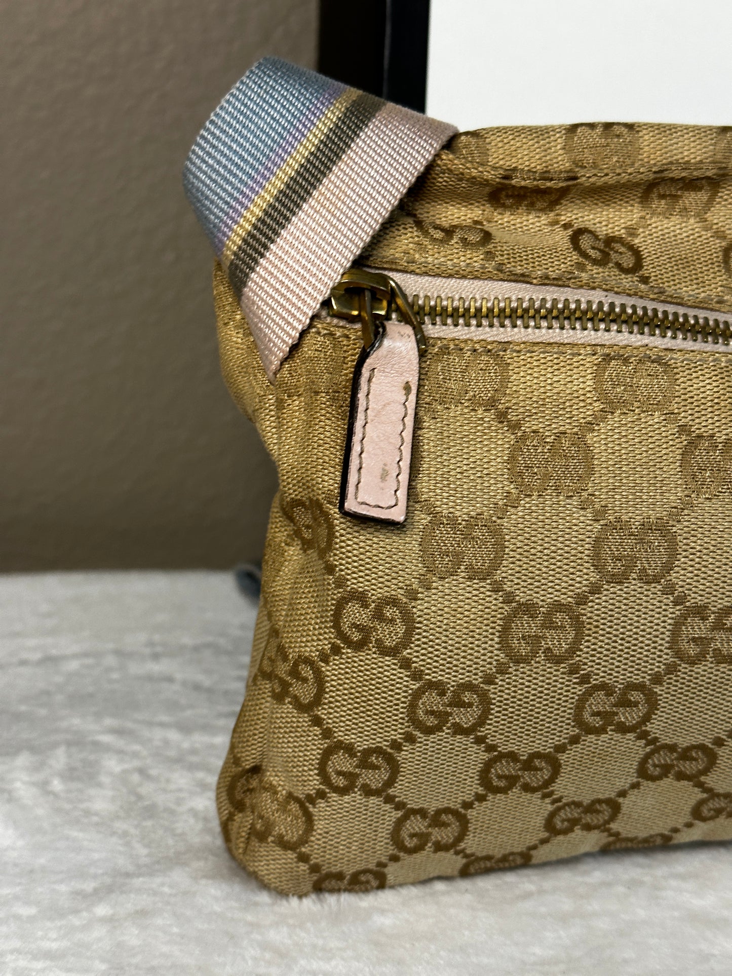 Authentic Gucci GG Canvas Pink Waist Belt Bag