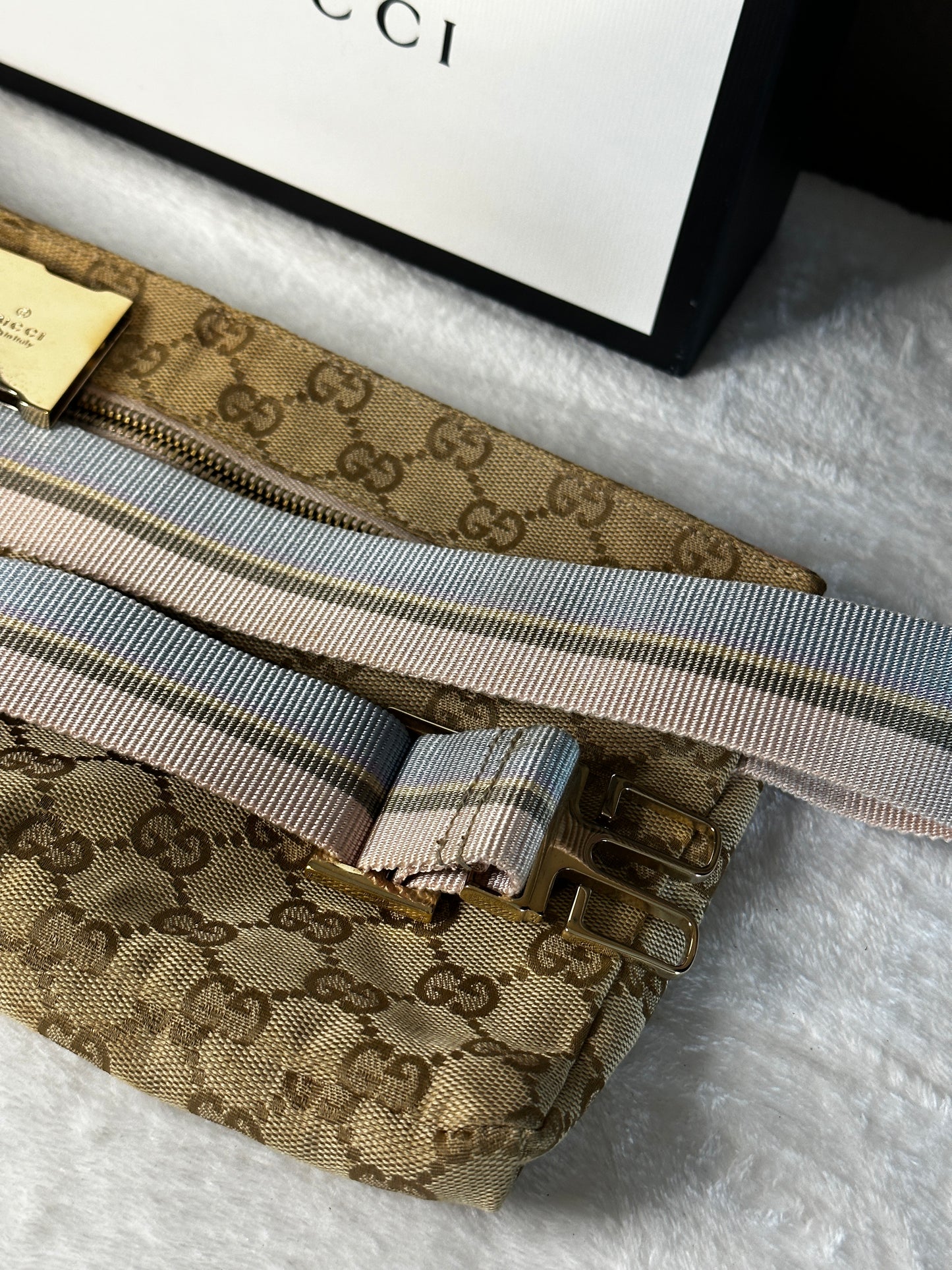 Authentic Gucci GG Canvas Pink Waist Belt Bag