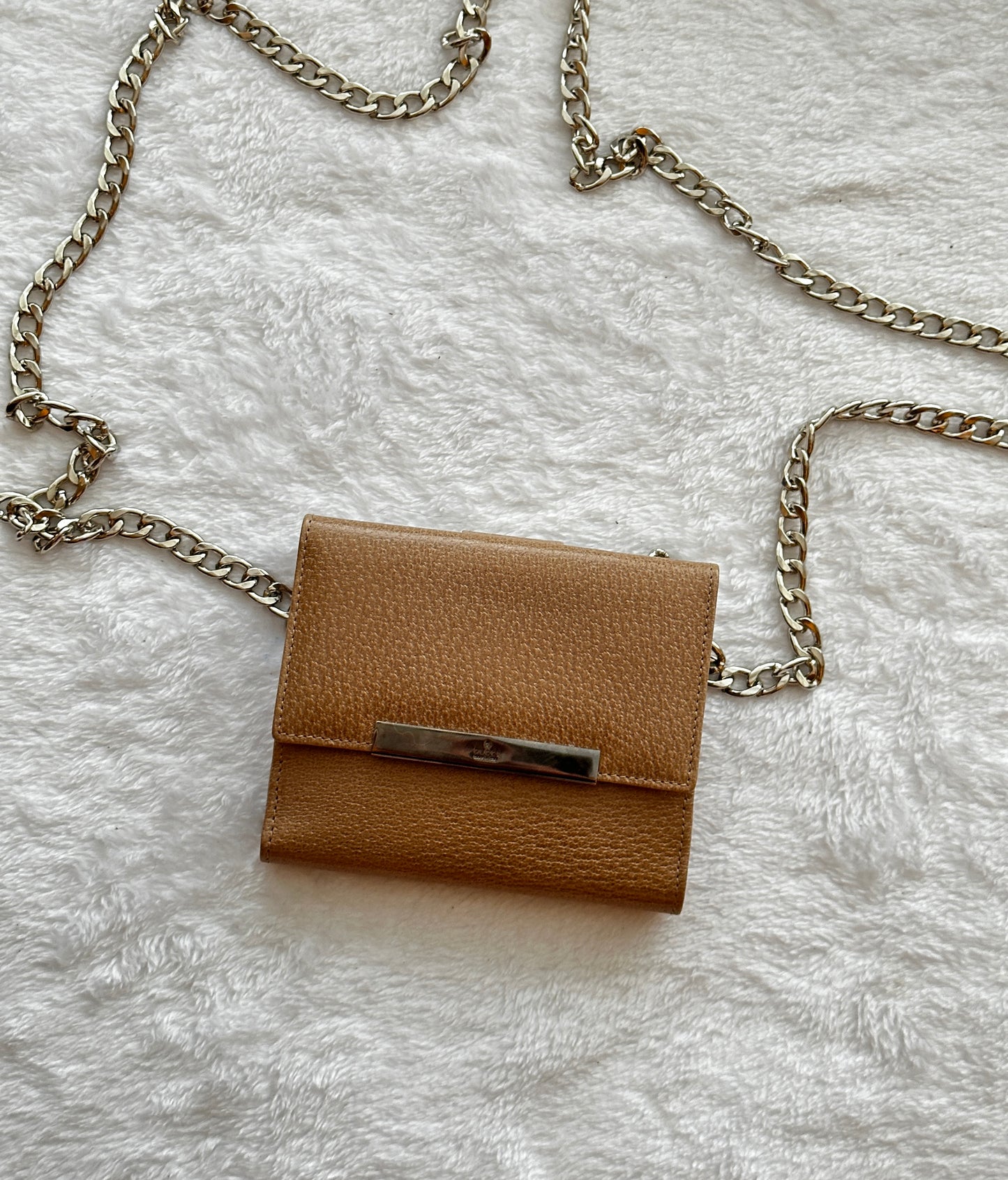 Authentic Gucci Beige Compact Wallet w/ BOX