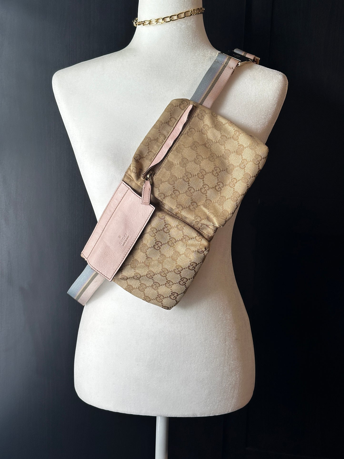 Authentic Gucci GG Canvas Pink Waist Belt Bag