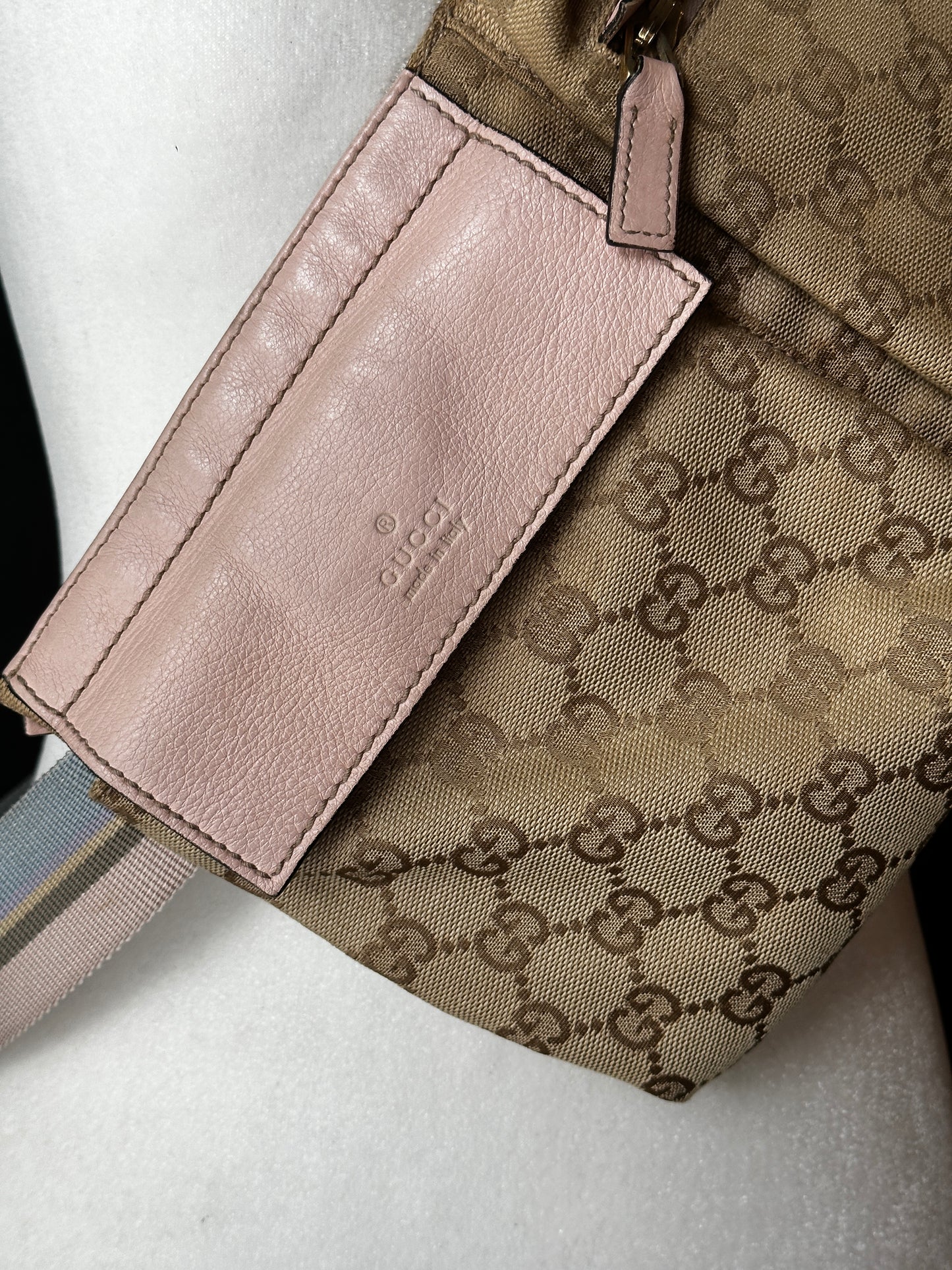 Authentic Gucci GG Canvas Pink Waist Belt Bag