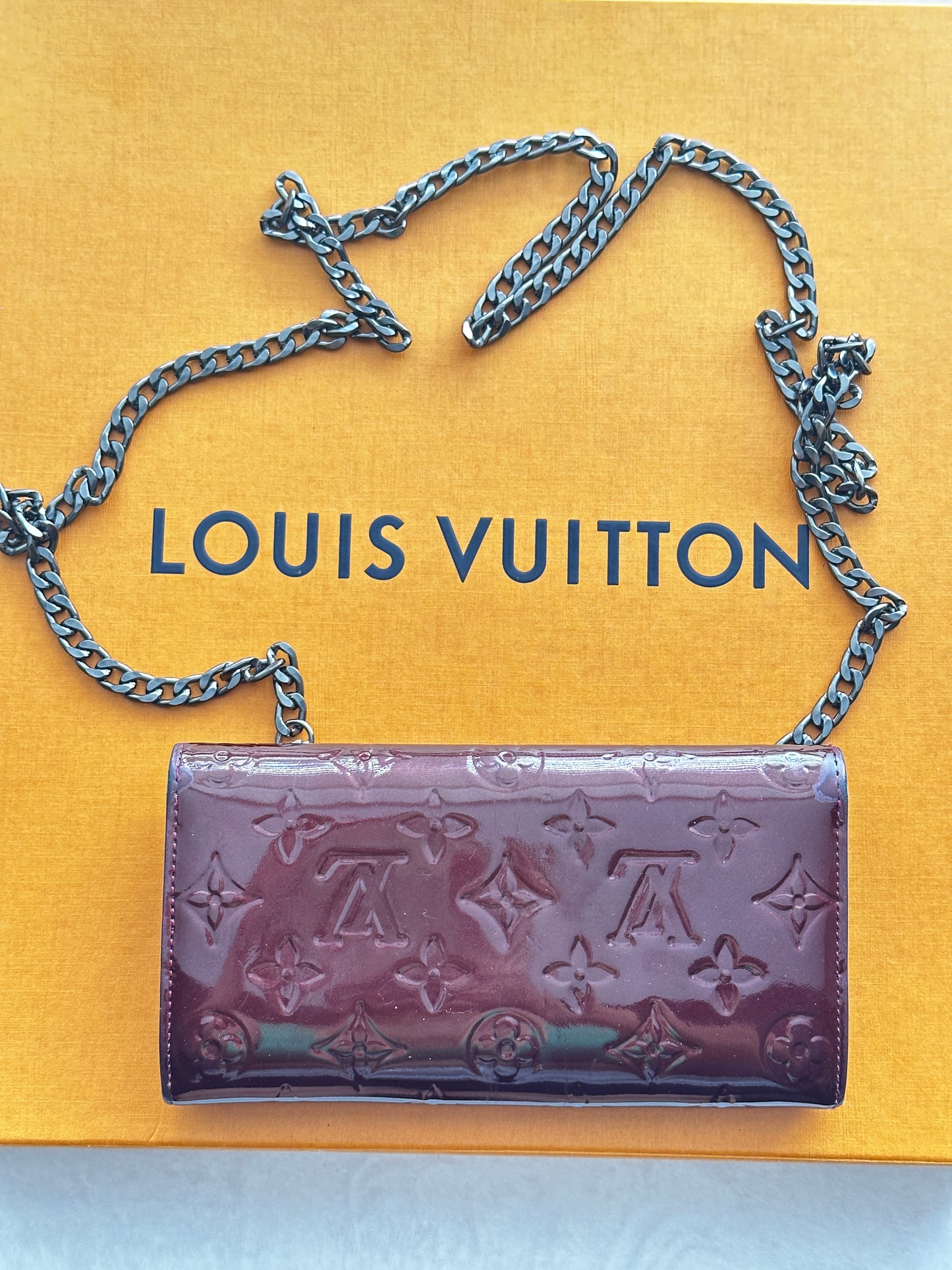 Authentic Louis Vuitton Monogram Burgundy Vernis Wallet Crossbody