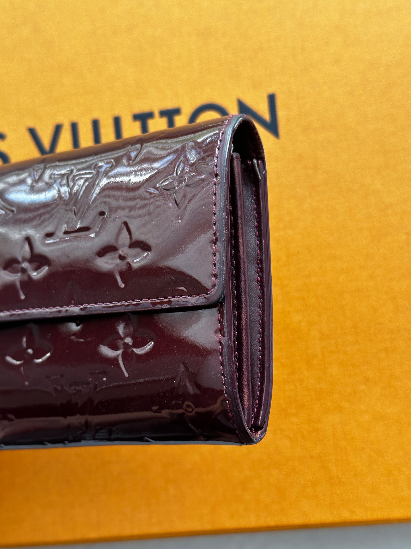 Authentic Louis Vuitton Monogram Burgundy Vernis Wallet Crossbody
