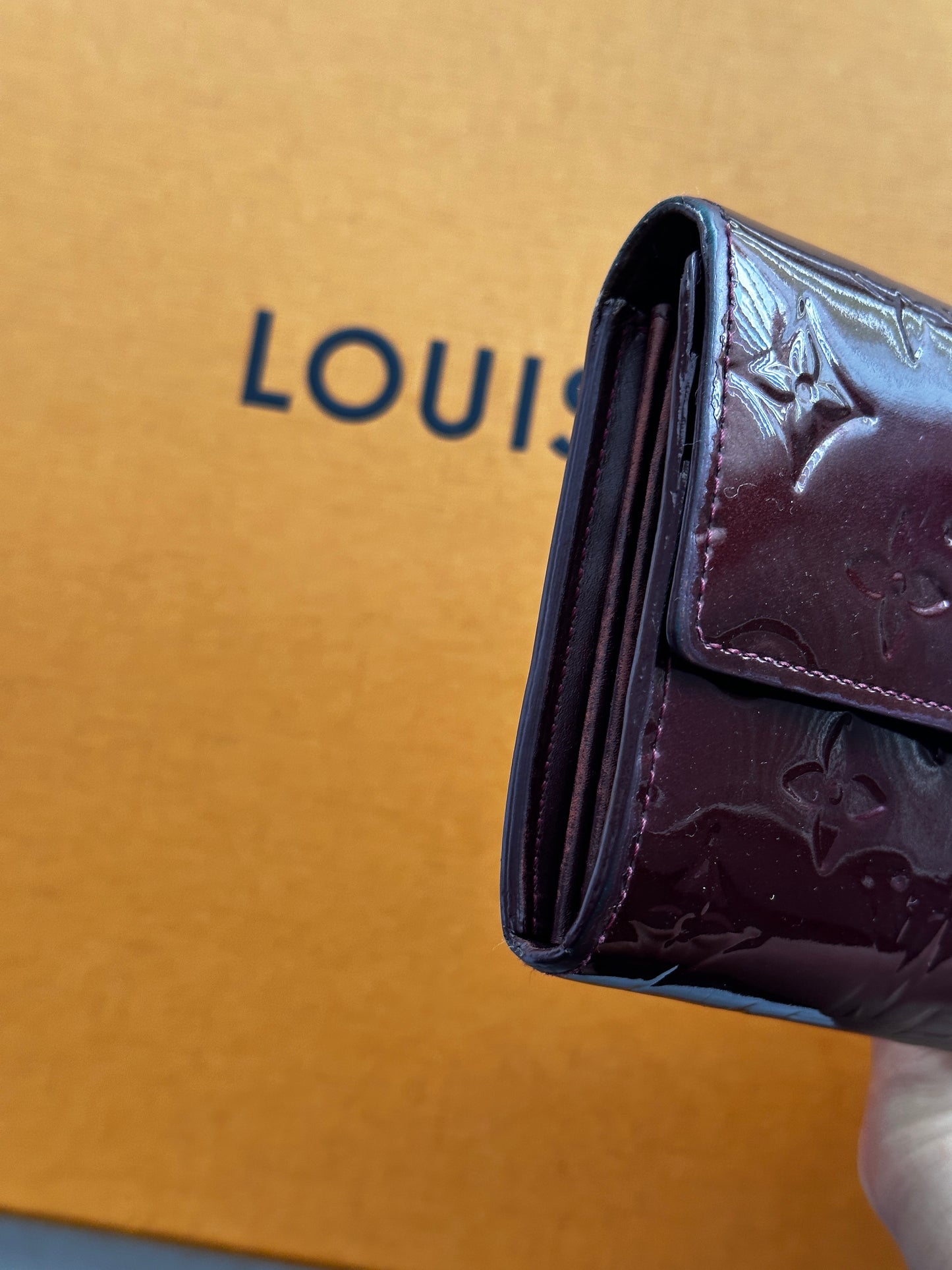 Authentic Louis Vuitton Monogram Burgundy Vernis Wallet Crossbody