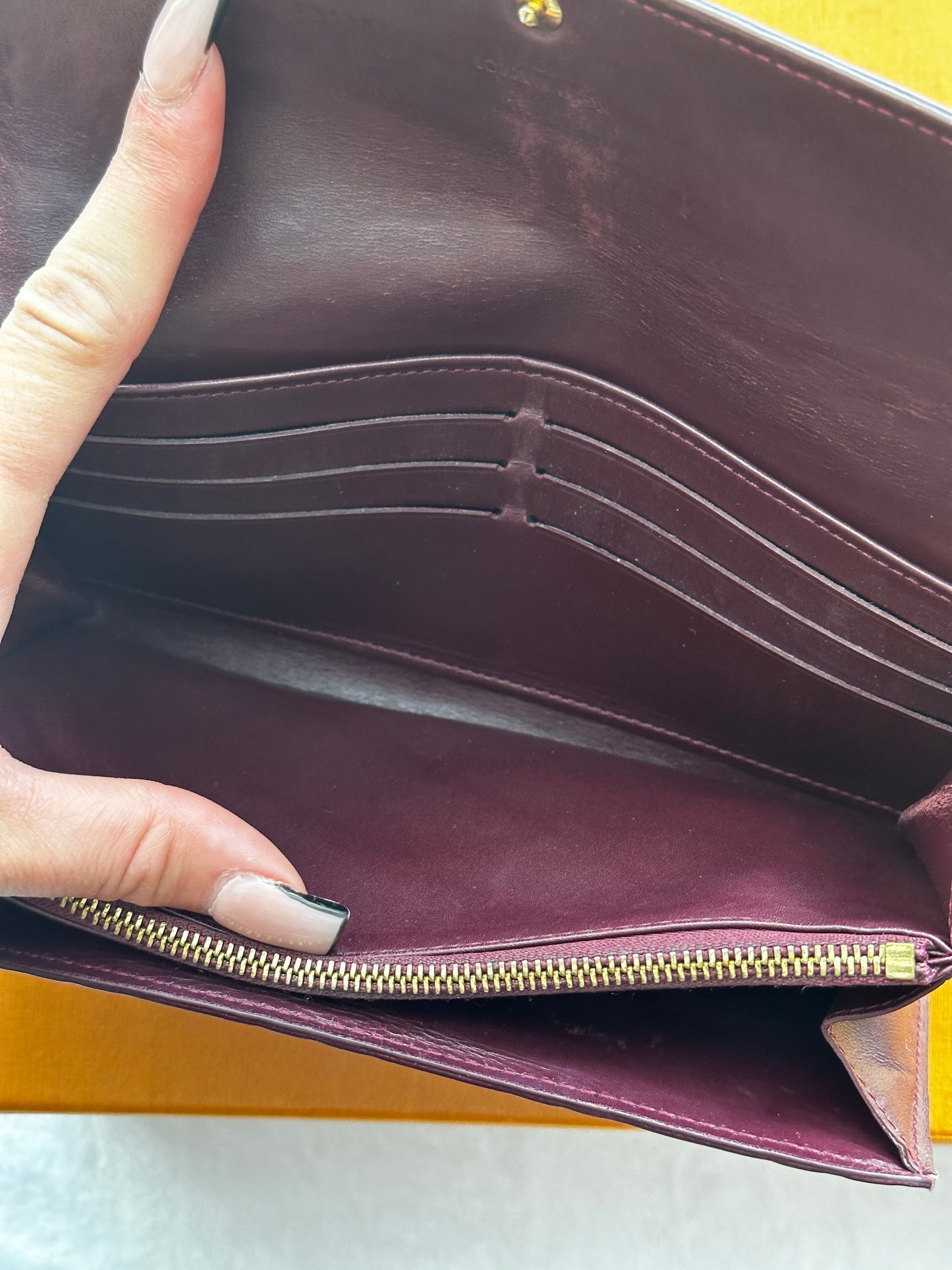 Authentic Louis Vuitton Monogram Burgundy Vernis Wallet Crossbody