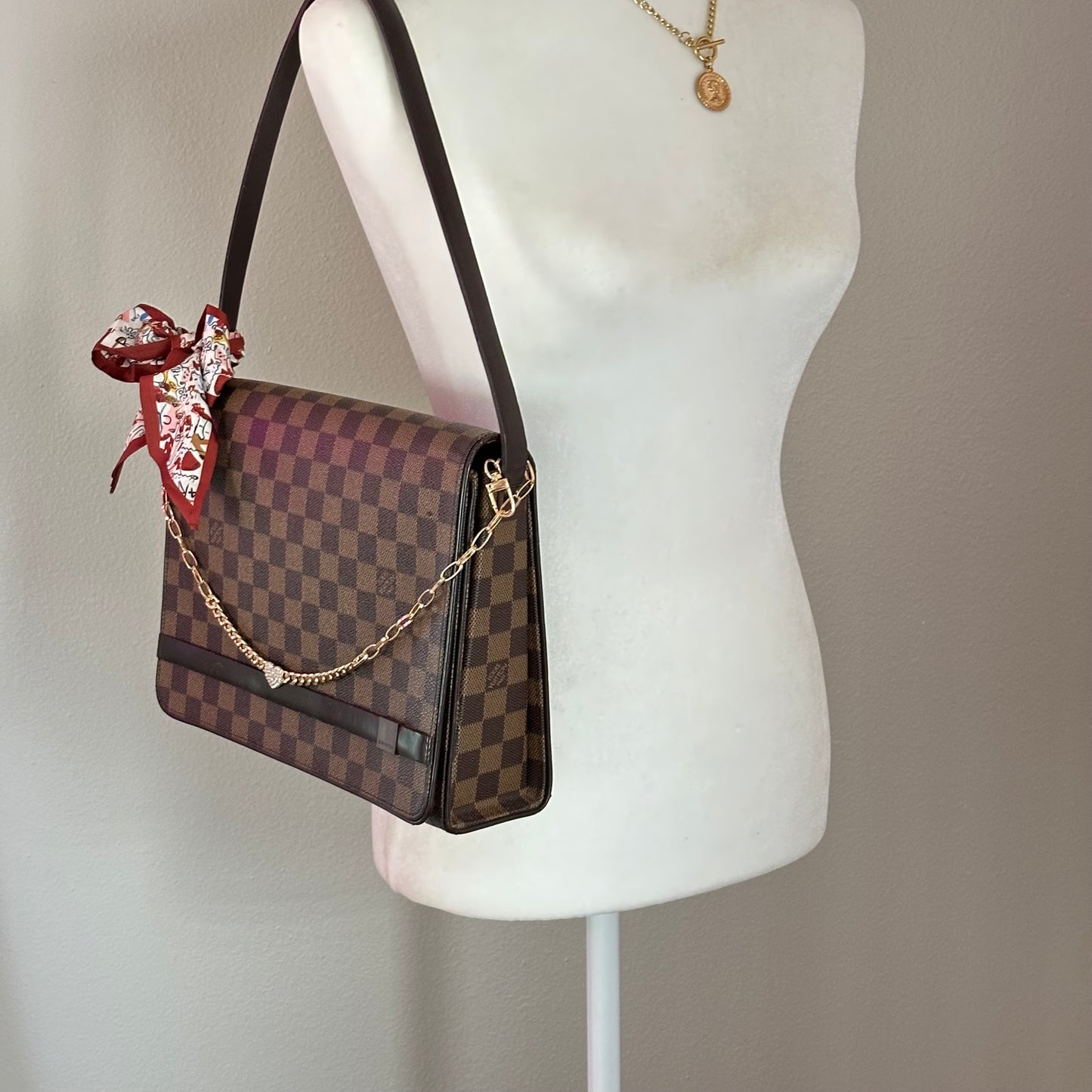 2007 Authentic Louis Vuitton Damier Ebene Tribeca Shoulder Handbag