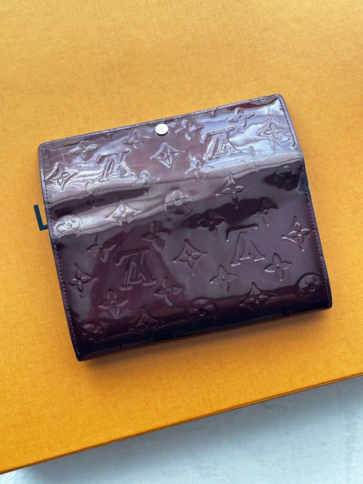 Authentic Louis Vuitton Monogram Burgundy Vernis Wallet Crossbody