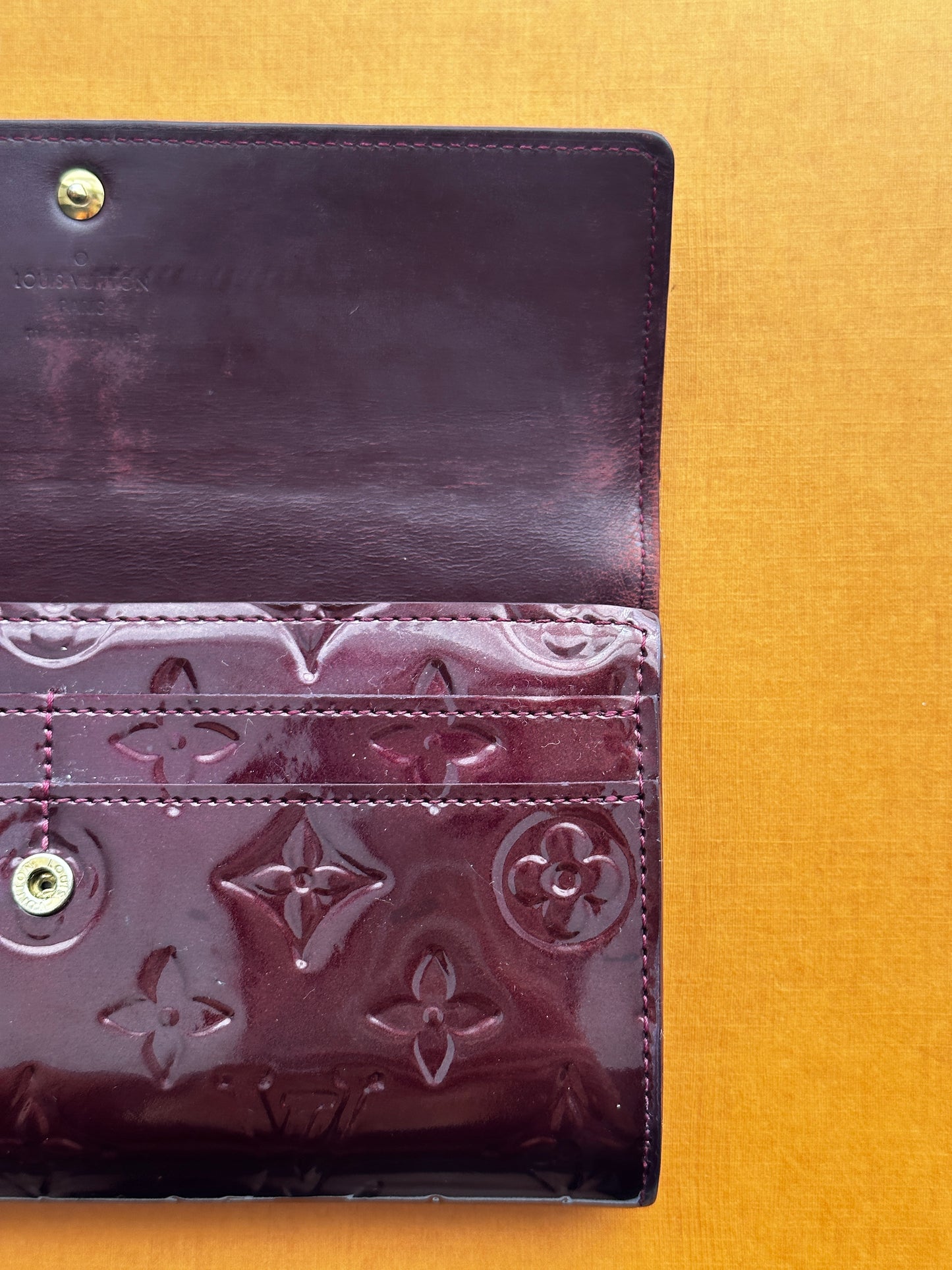 Authentic Louis Vuitton Monogram Burgundy Vernis Wallet Crossbody