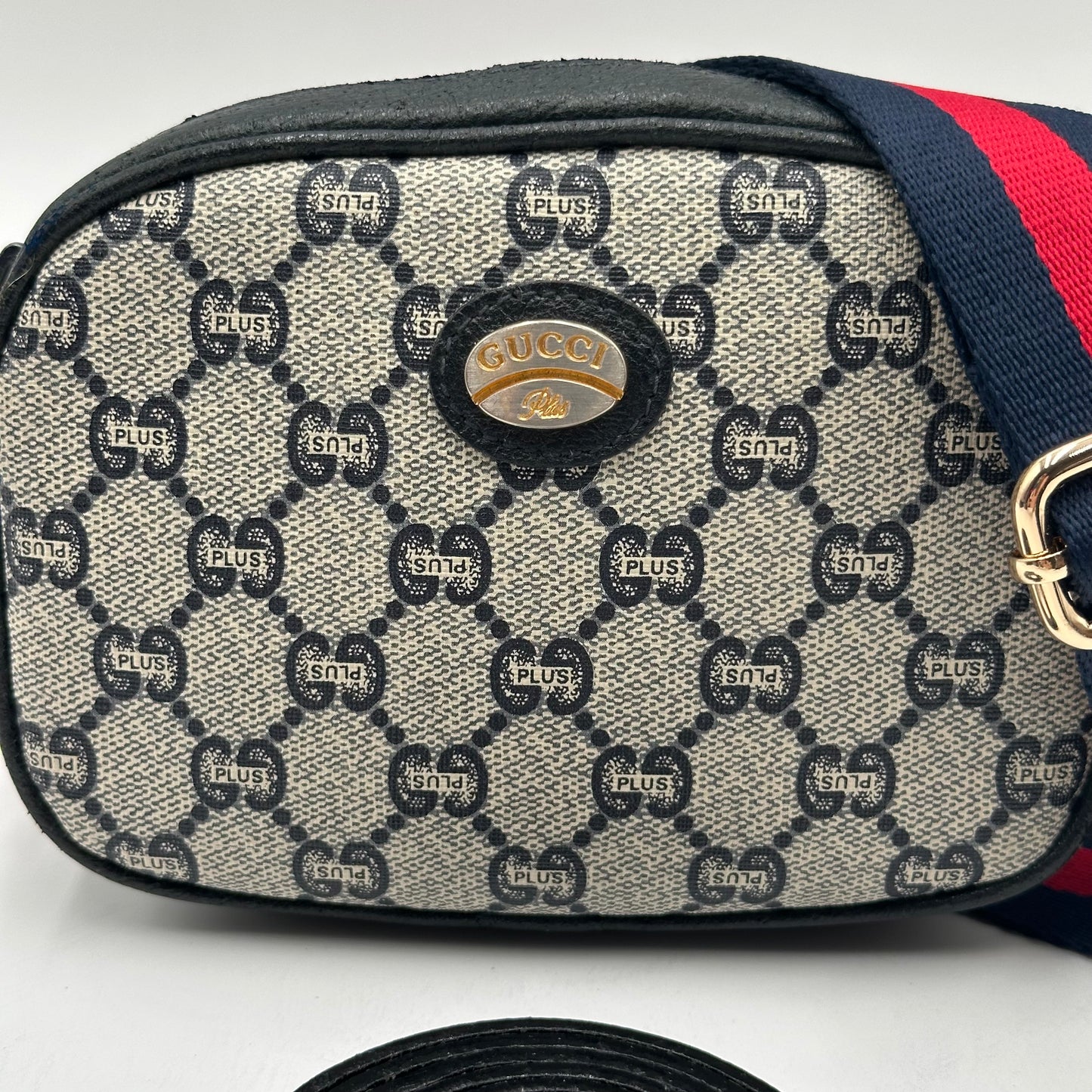 Authentic GUCCI GG Canvas Navy Blue Small Crossbody