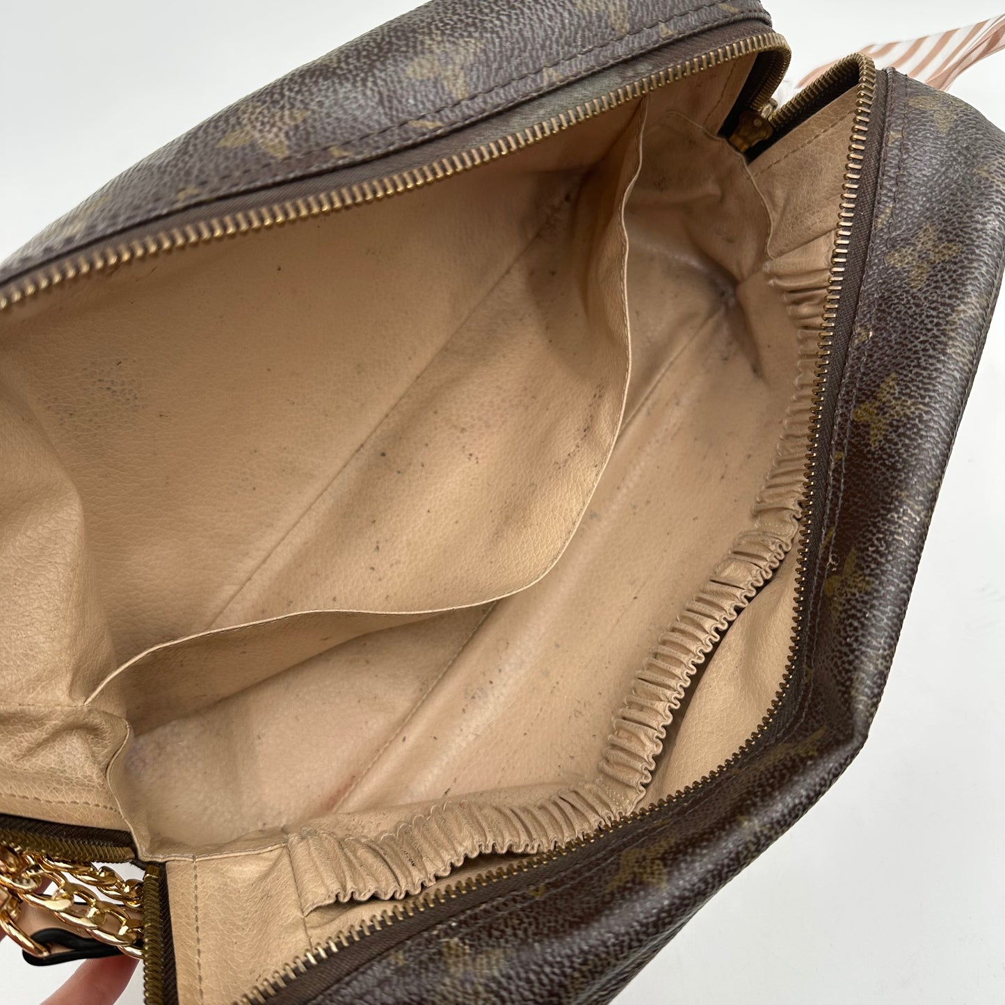 Authentic Louis Vuitton 1996 Monogram Trousse Crossbody
