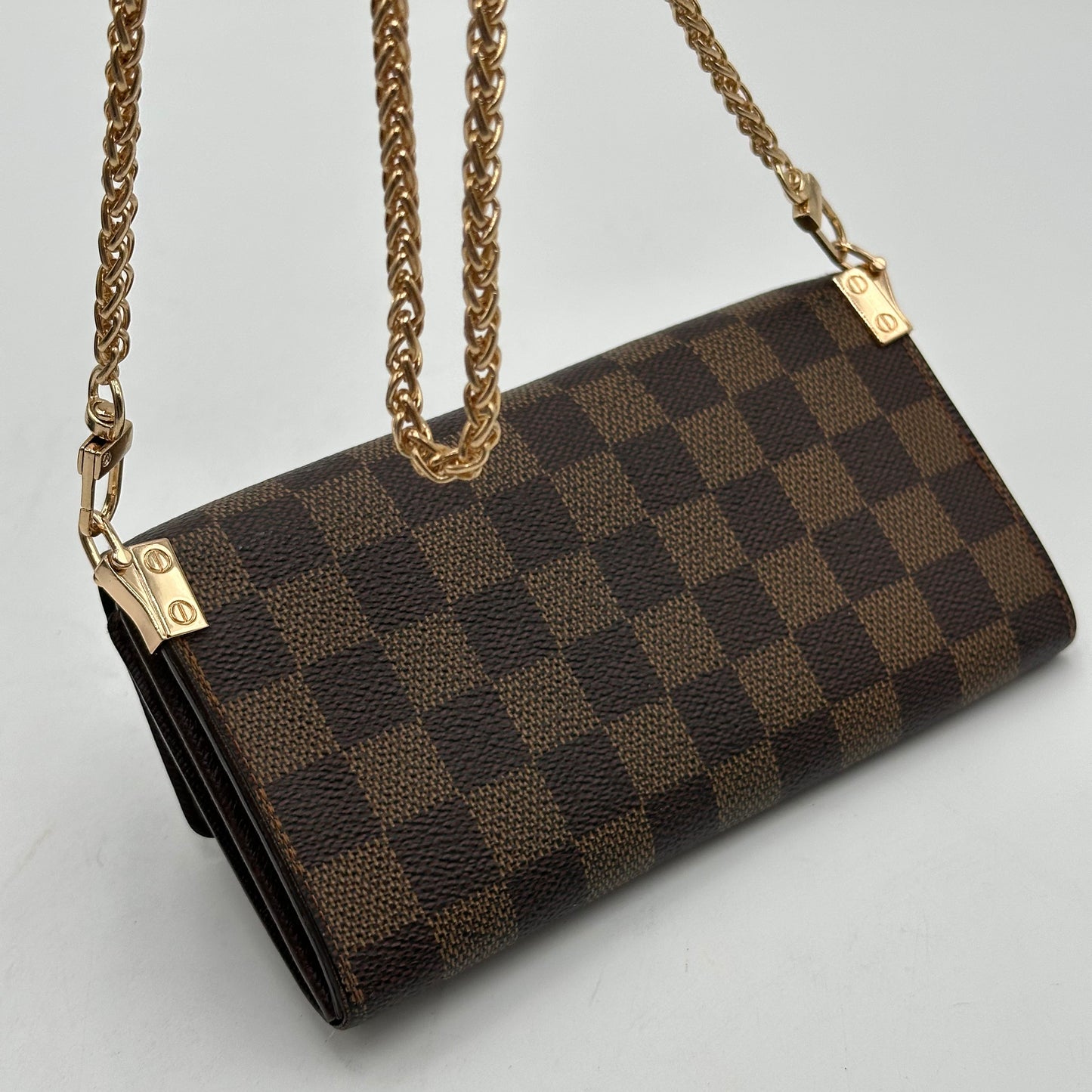 Authentic Louis Vuitton Damier Ebene Sarah Wallet Crossbody