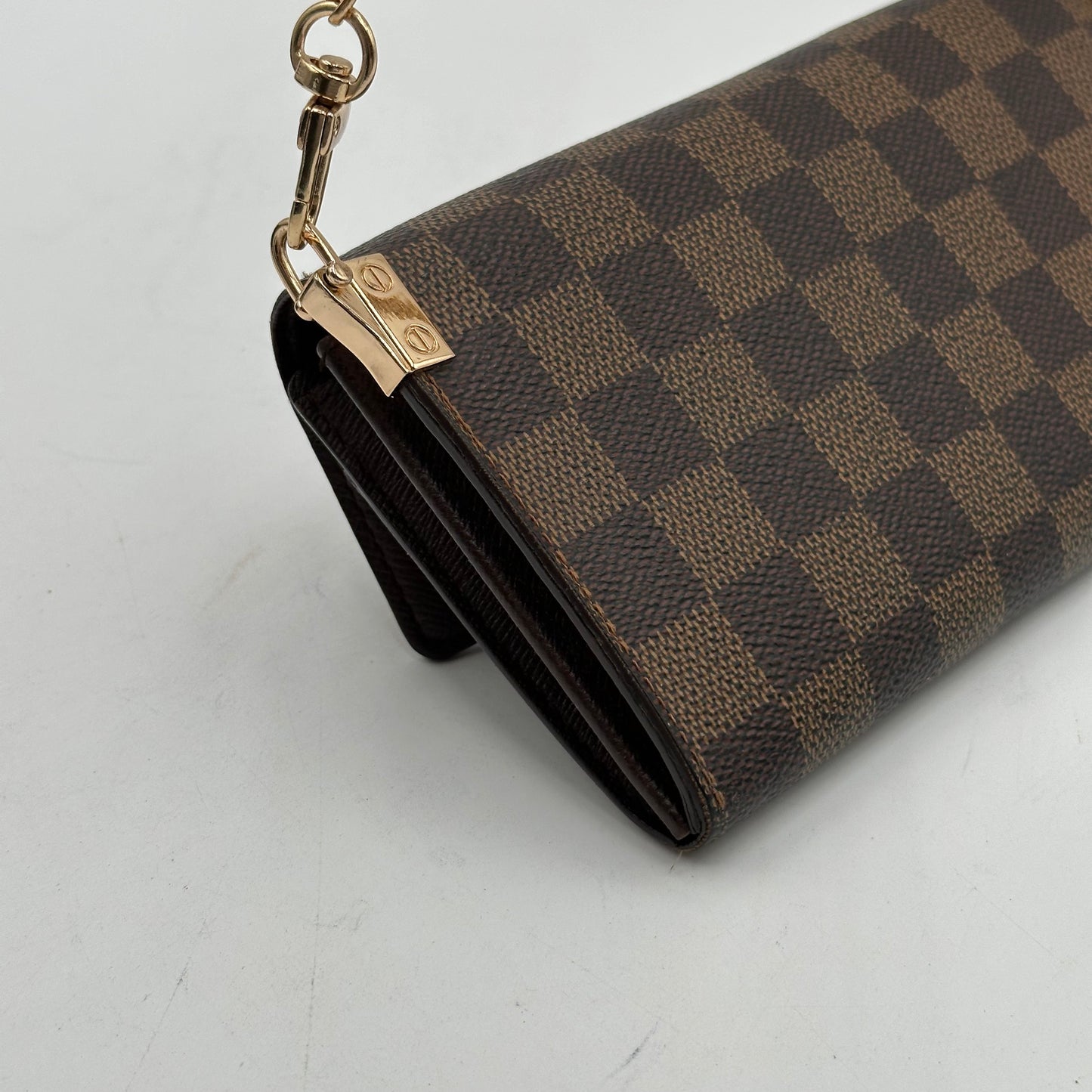 Authentic Louis Vuitton Damier Ebene Sarah Wallet Crossbody