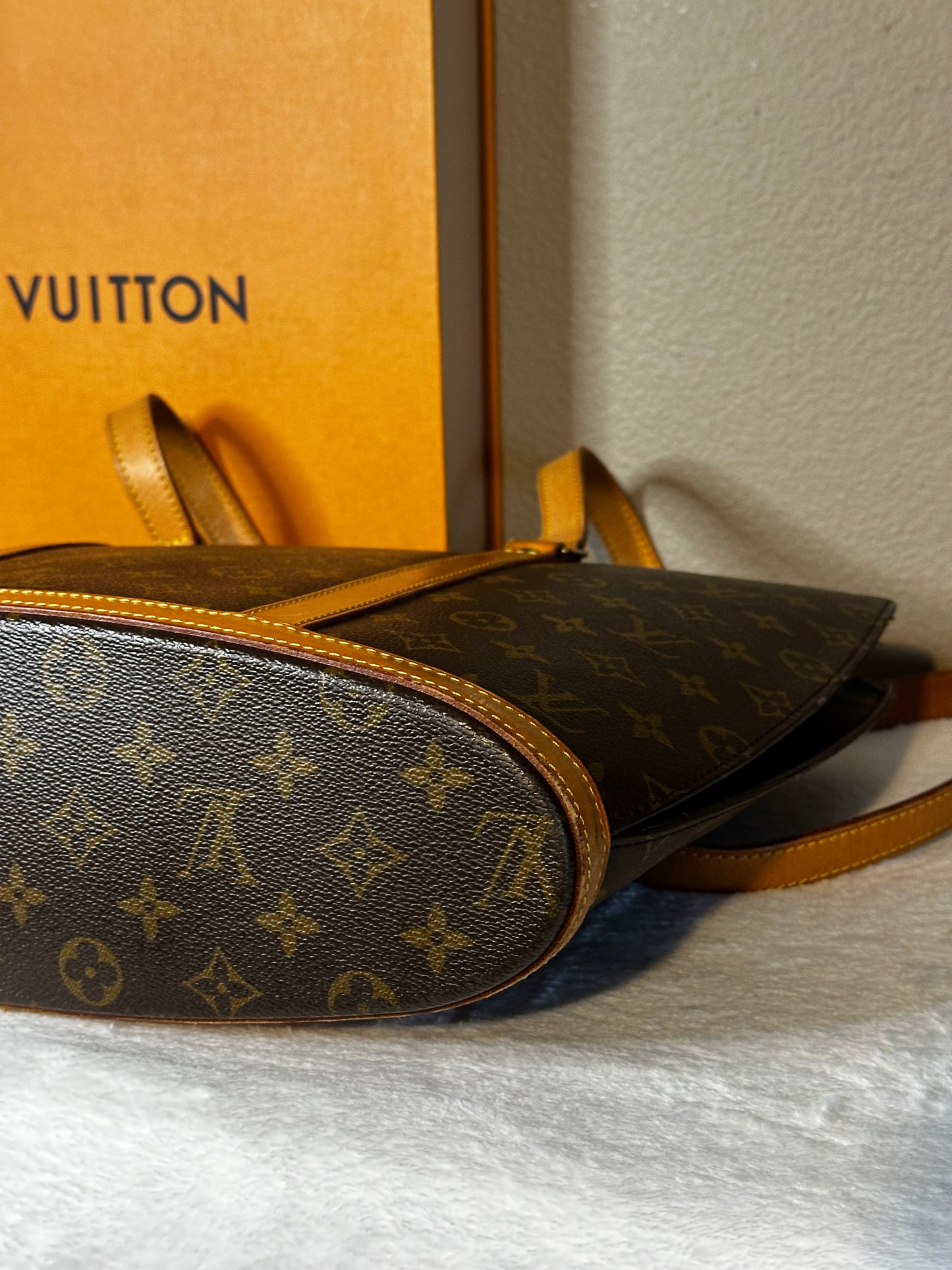 Authentic Louis Vuitton Monogram Babylone Tote