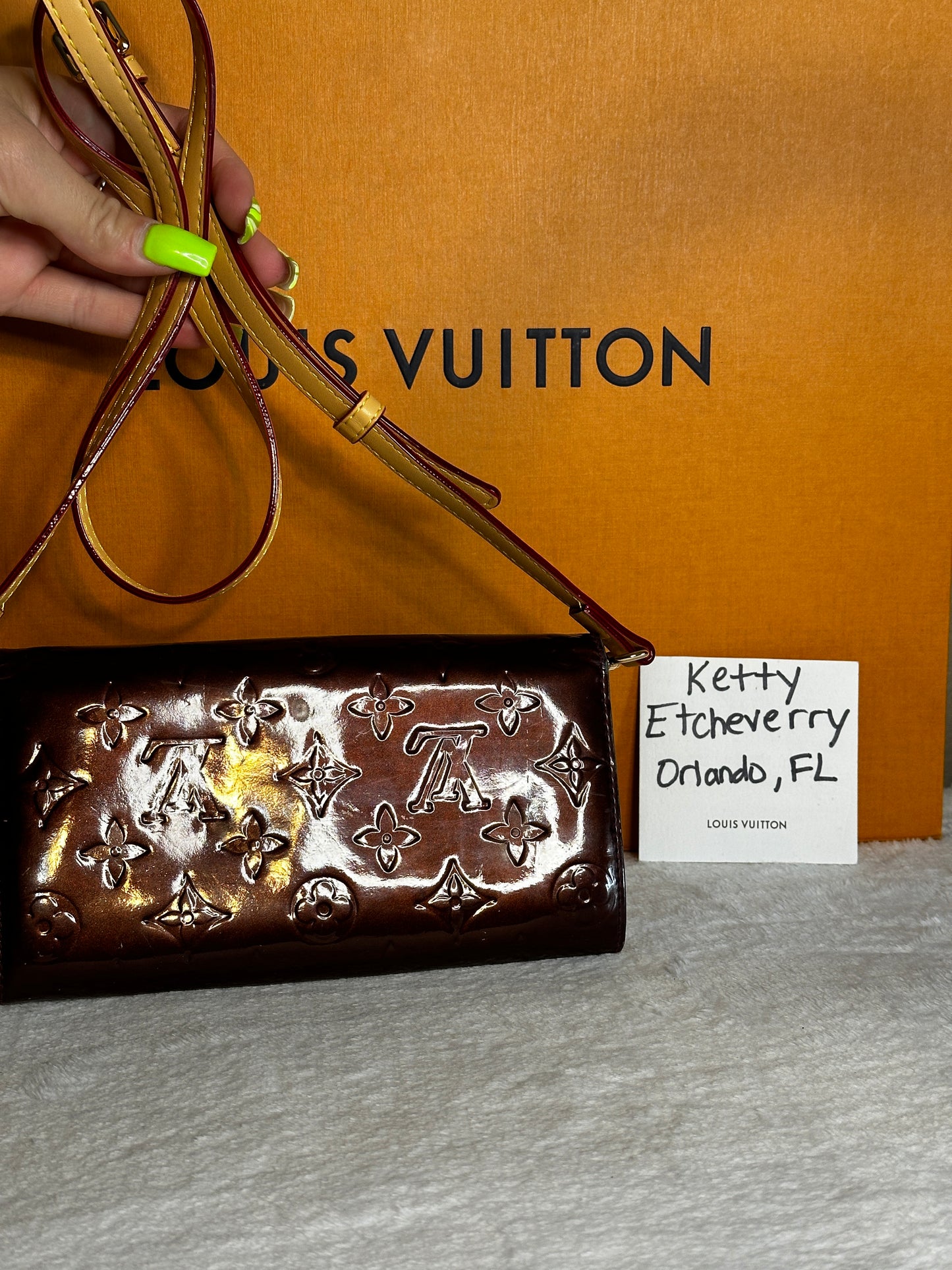 Authentic Louis Vuitton Monogram Burgundy Vernis Wallet Crossbody
