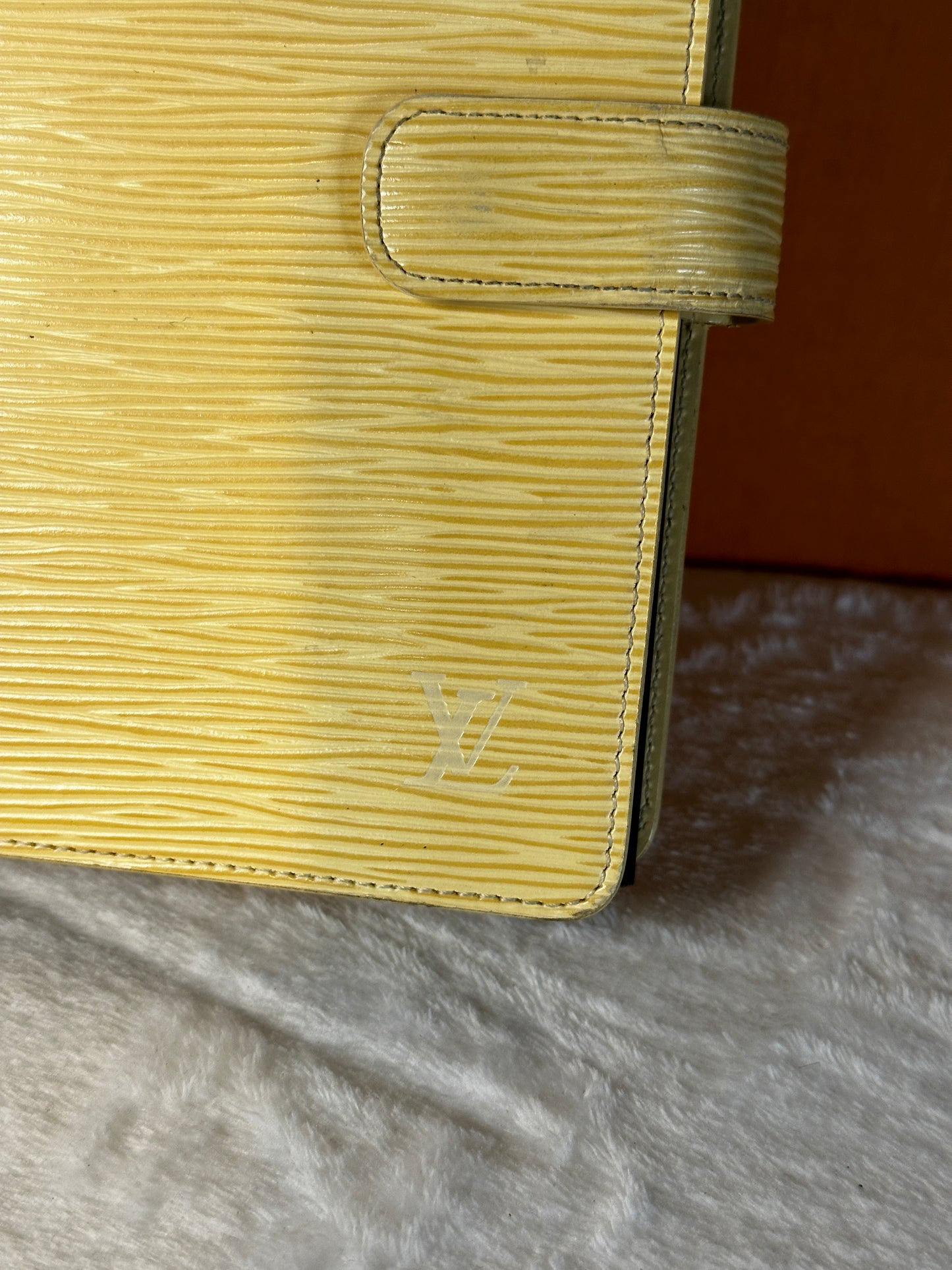Authentic Louis Vuitton Yellow Epi Agenda MM