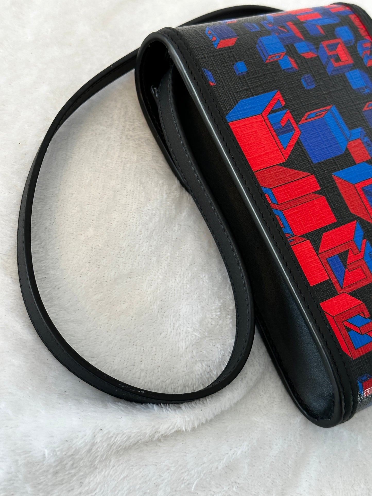 Authentic Guccig GG Printed Flap Crossbody