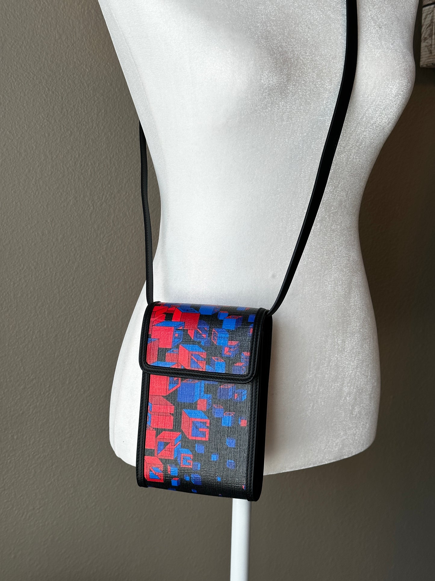 Authentic Guccig GG Printed Flap Crossbody