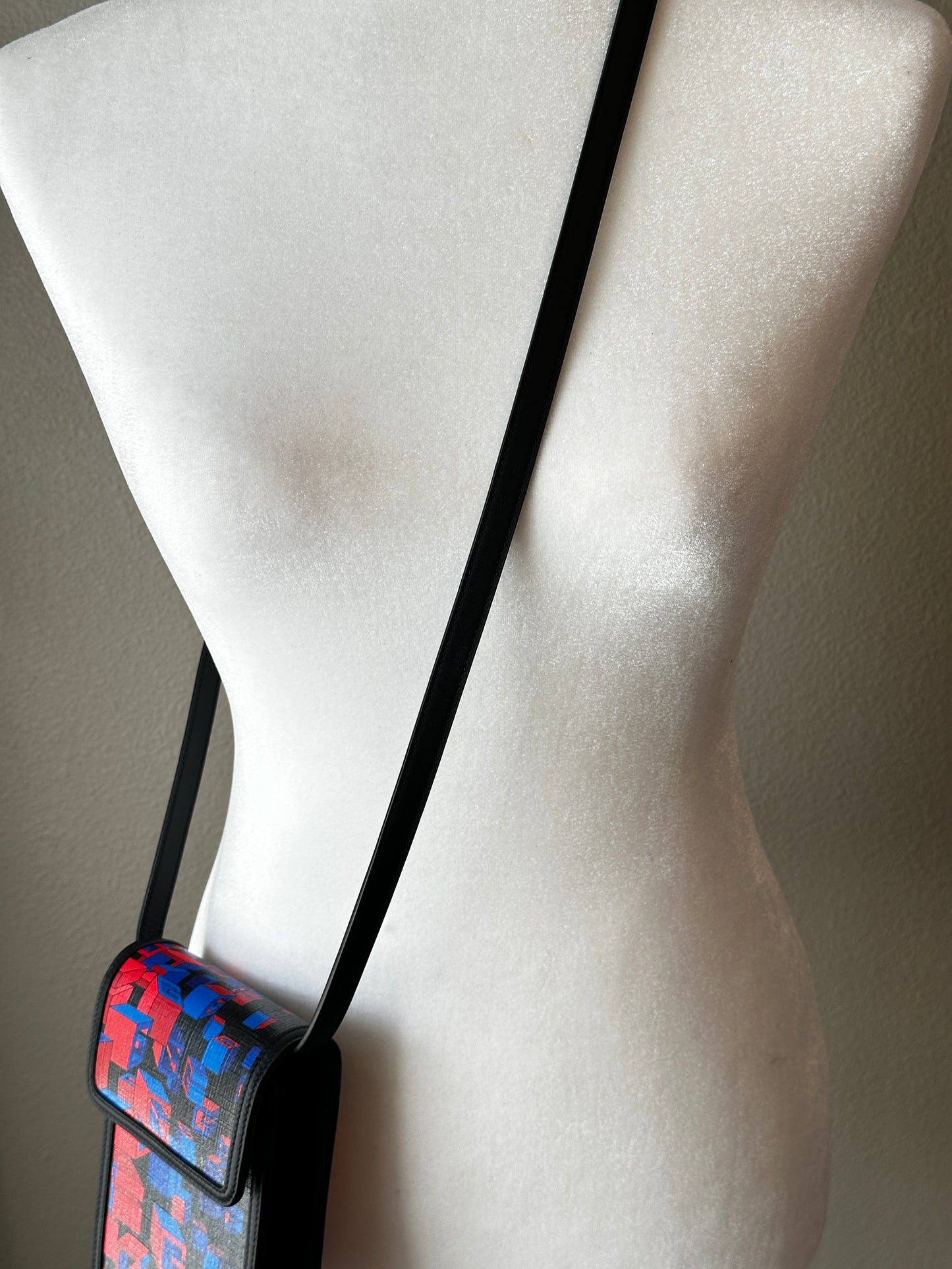 Authentic Guccig GG Printed Flap Crossbody