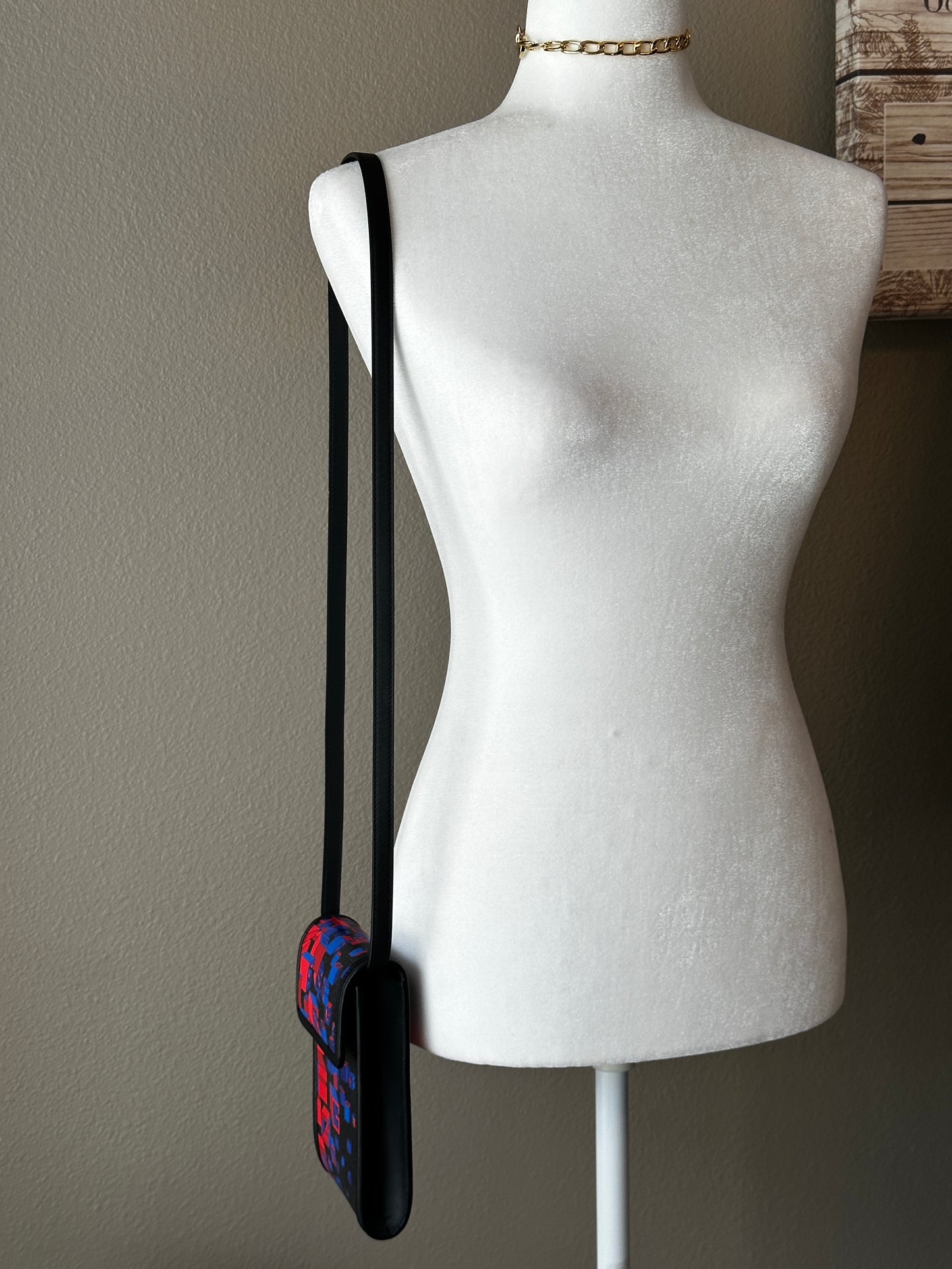Authentic Guccig GG Printed Flap Crossbody