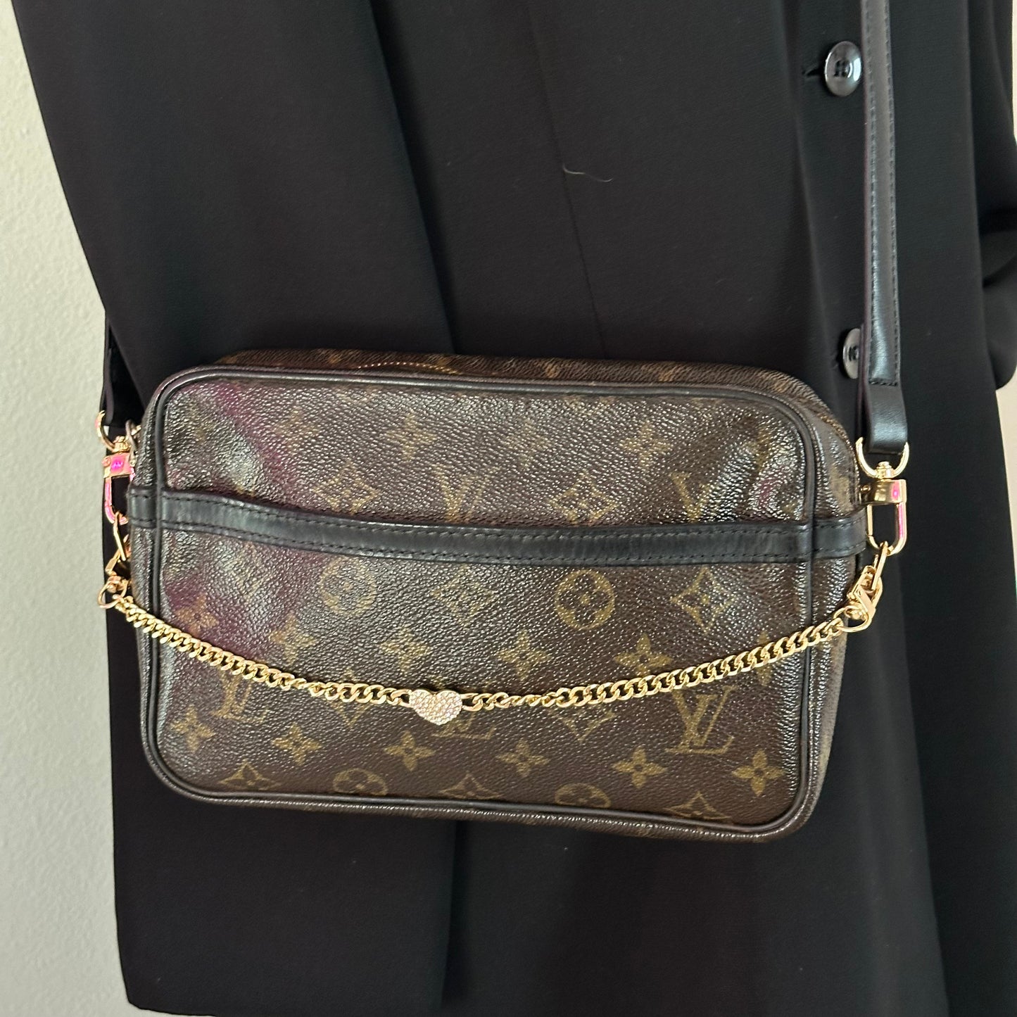 Authentic 1984 Louis Vuitton Monogram Trocadero 23 Crossbody