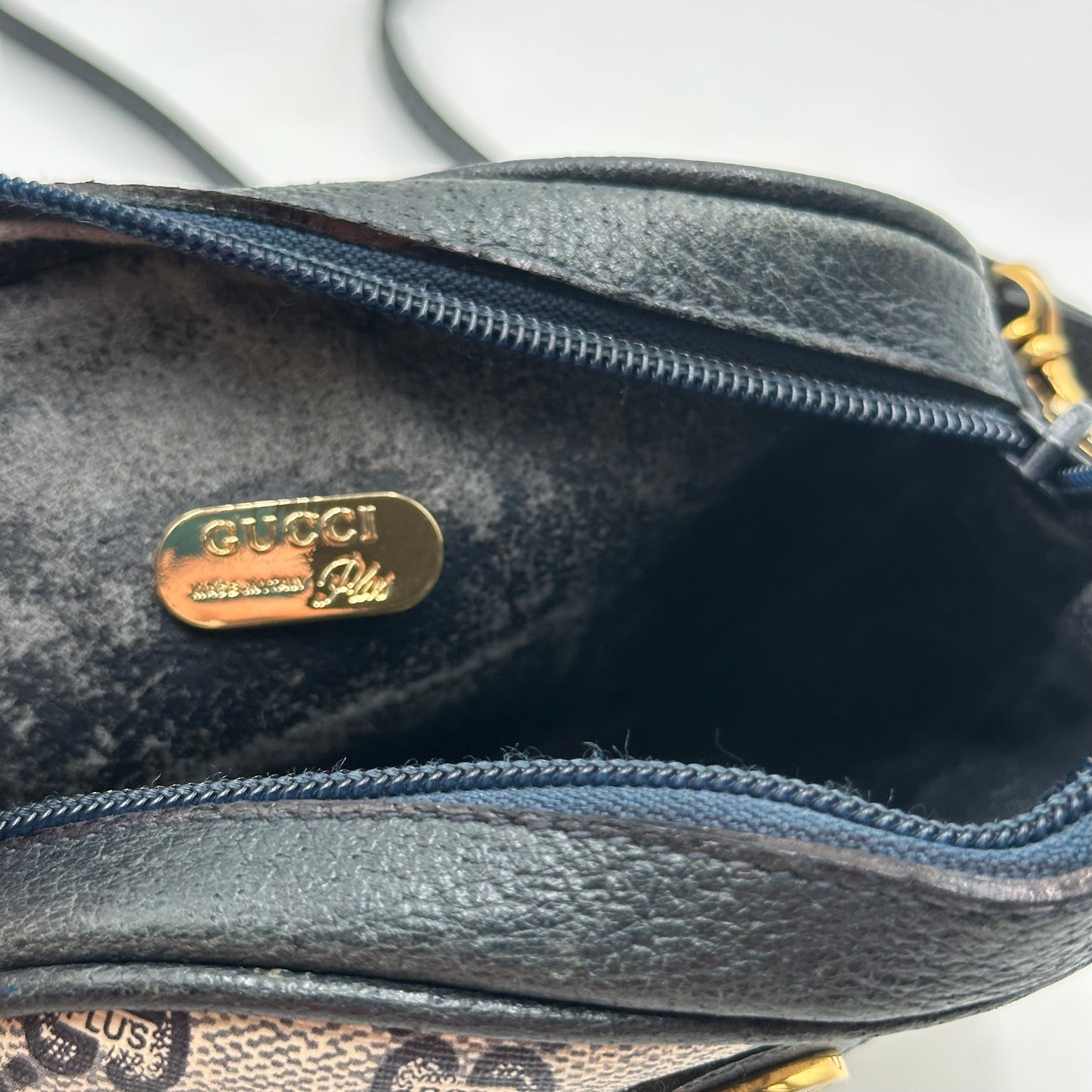 Authentic GUCCI GG Canvas Navy Blue Small Crossbody
