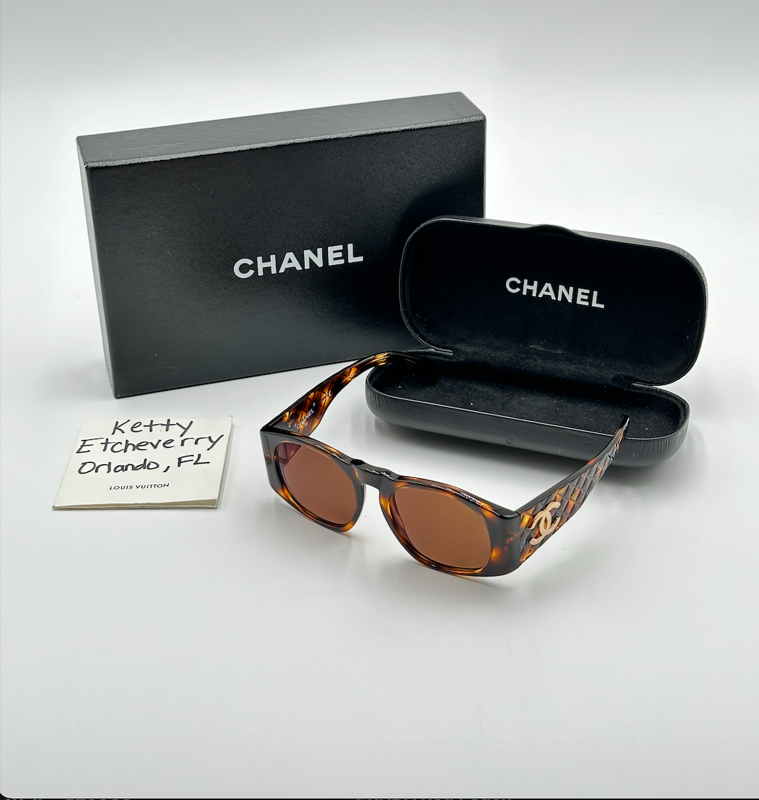 Authentic CHANEL CC Tortoise Quilted Logo Sunglasses