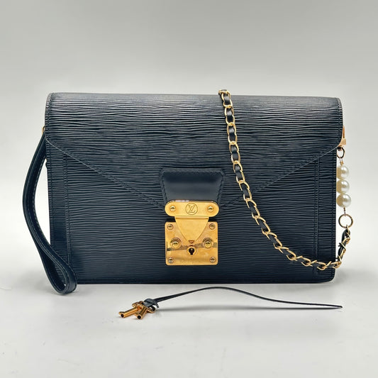 Authentic Louis Vuitton 1994 Black Epi Dragonne Sellier Clutch Crossbody
