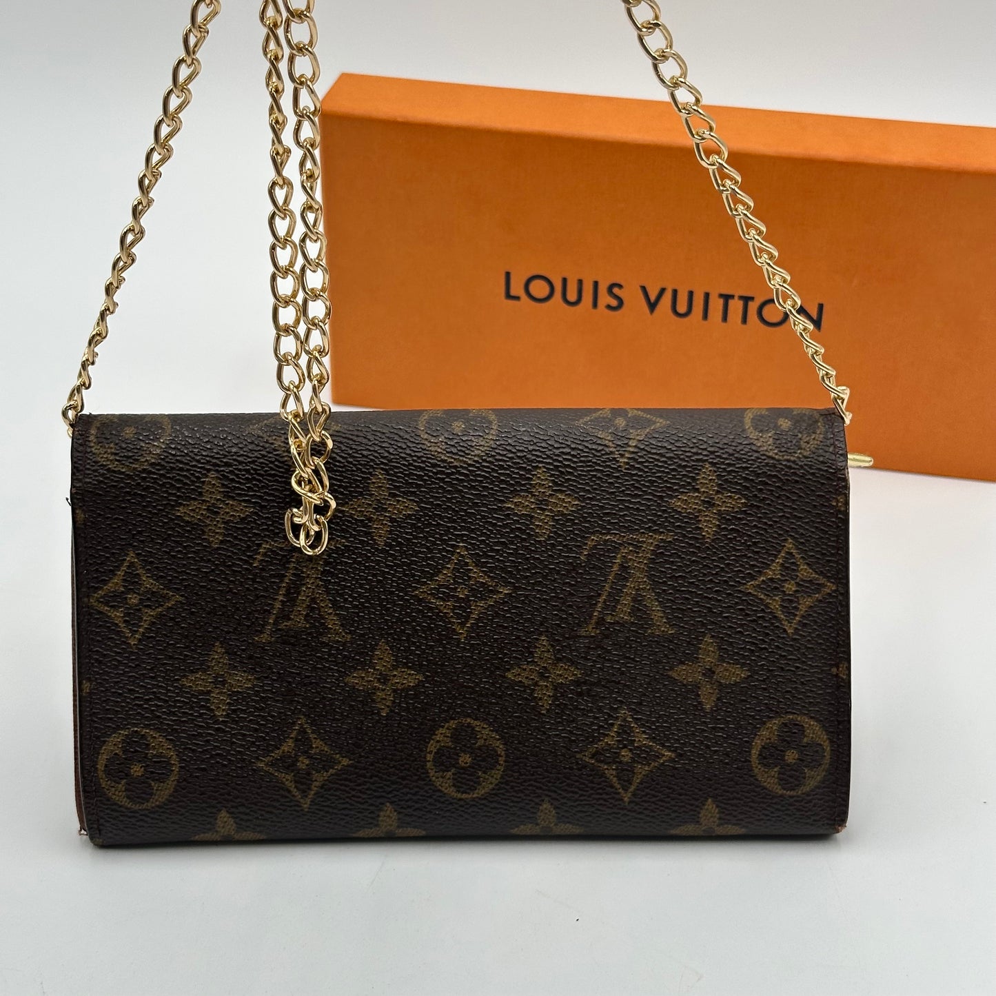 Authentic Louis Vuitton 2003 Monogram Pochette Wallet Crossbody