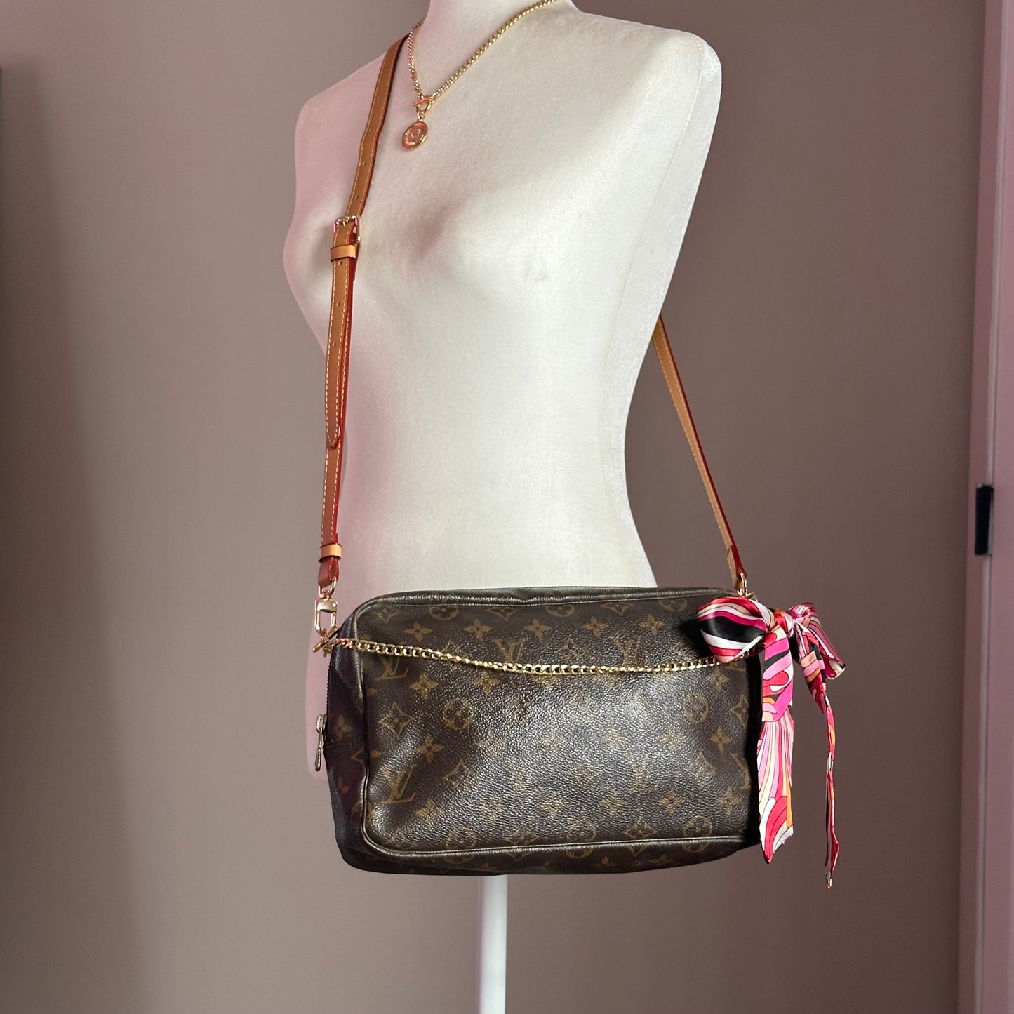 Authentic Louis Vuitton 1990 Monogram Trousse Crossbody