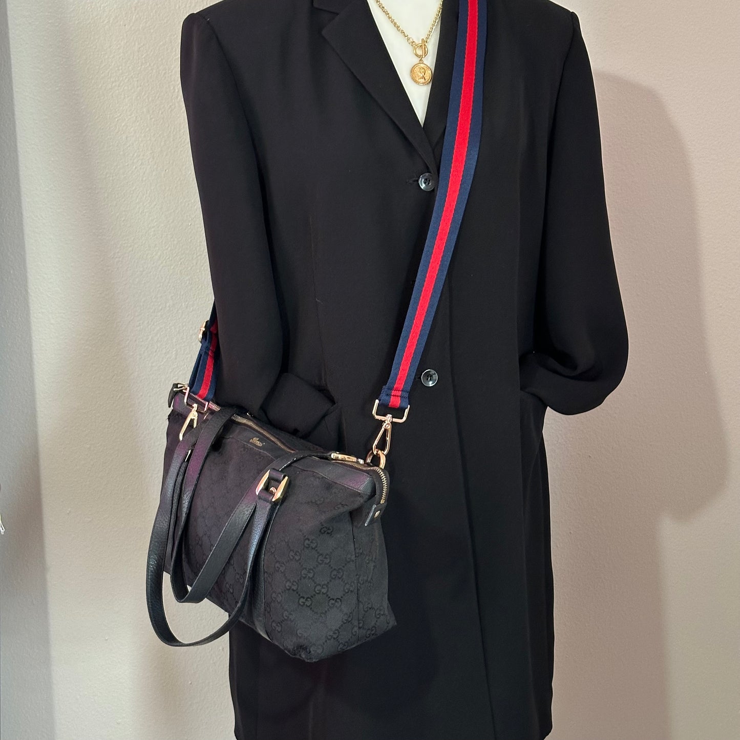 Authentic GUCCI Black Abbey Tote Handbag