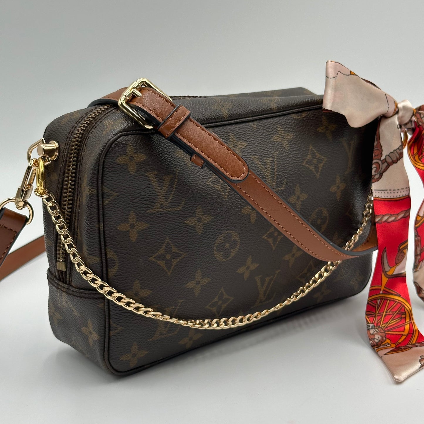 Authentic Louis Vuitton 1988 Monogram Trousse Crossbody