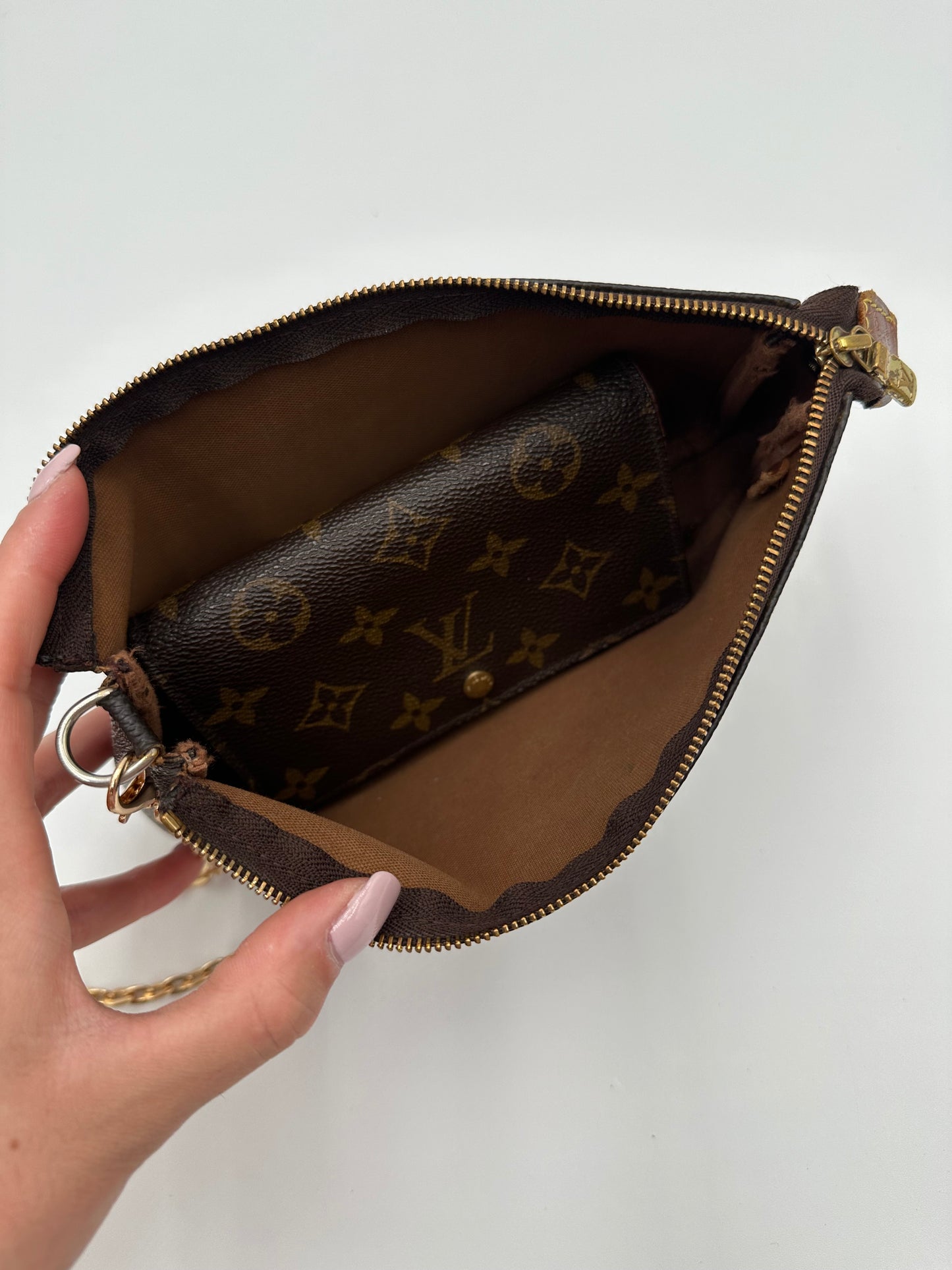 Authentic Louis Vuitton 1999 Monogram Pochette Accessoires Crossbody +1995 Mono Wallet