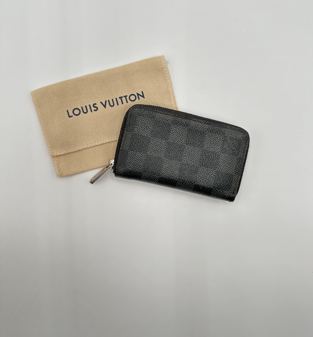 Authentic Louis Vuitton Damier Graphite Zippy Coin Purse Wallet