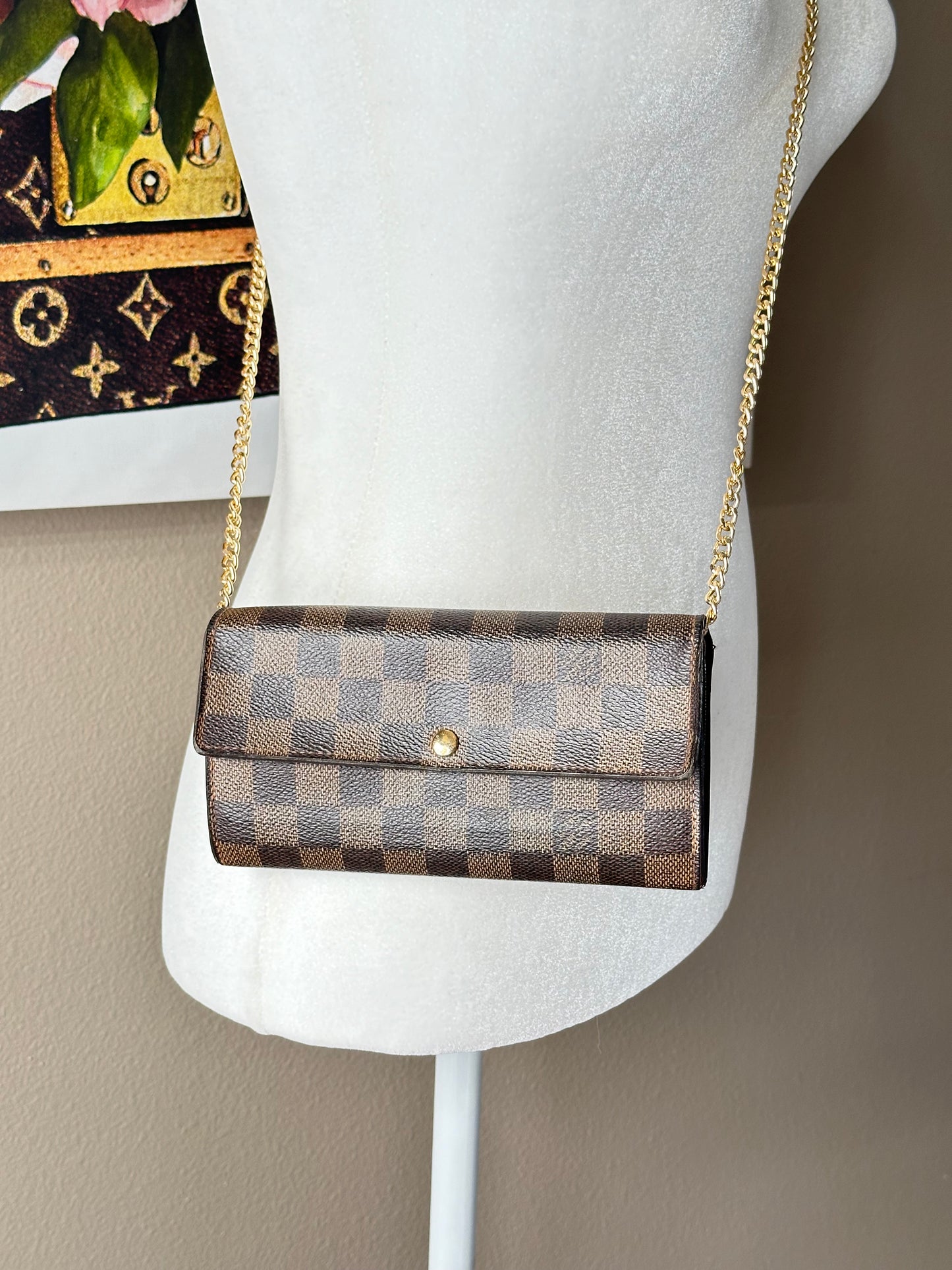 Authentic Louis Vuitton 2007 Damier Ebene Sarah Wallet Crossbody