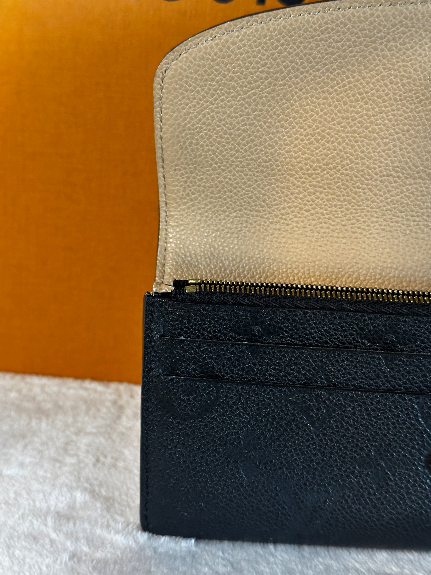Authentic Louis Vuitton Monogram Black Empreinte Emelie Wallet w/ Crossbody Kit