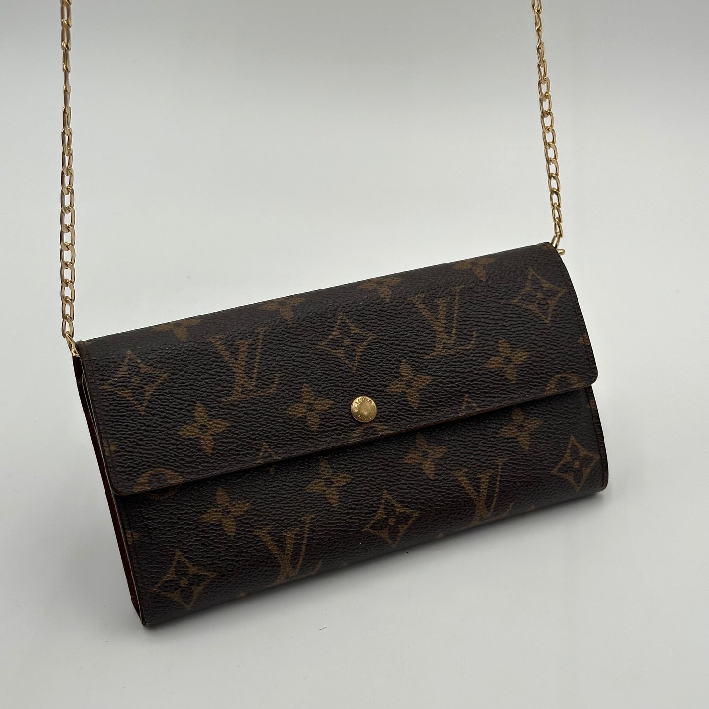 Authentic Louis Vuitton 2005 Monogram Sarah Wallet Crossbody