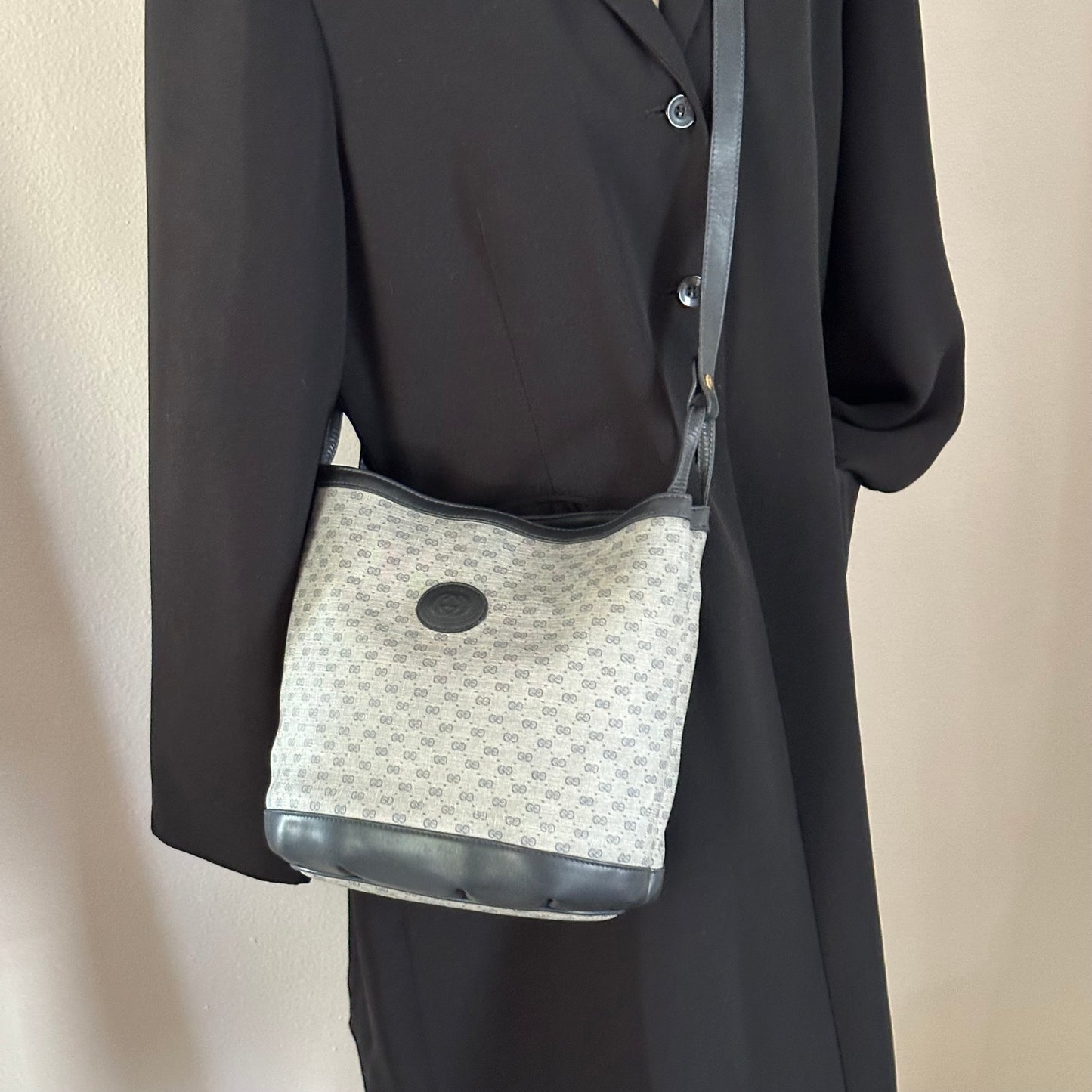 Authentic GUCCI Supreme Vintage GG Bucket Crossbody