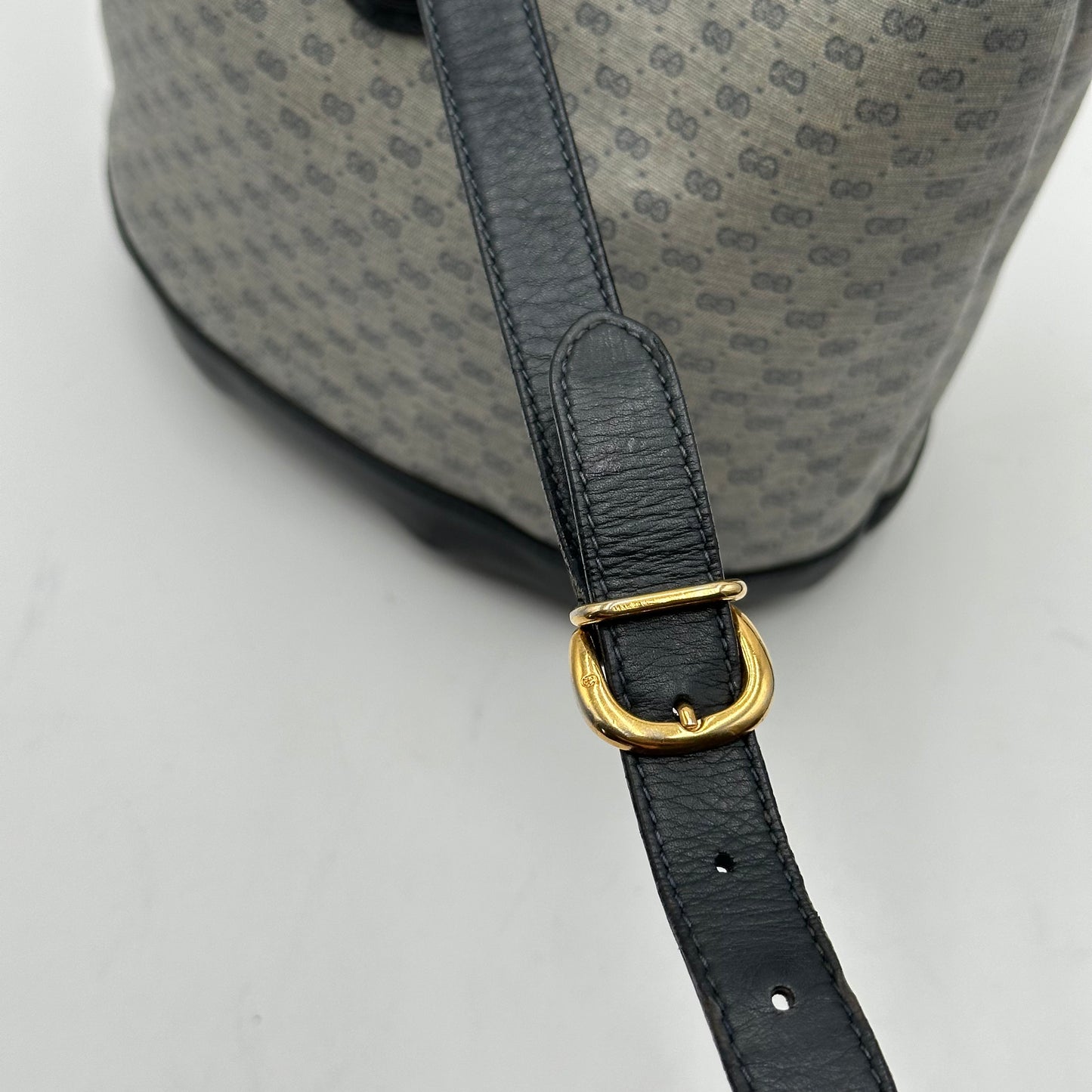 Authentic GUCCI Supreme Vintage GG Bucket Crossbody