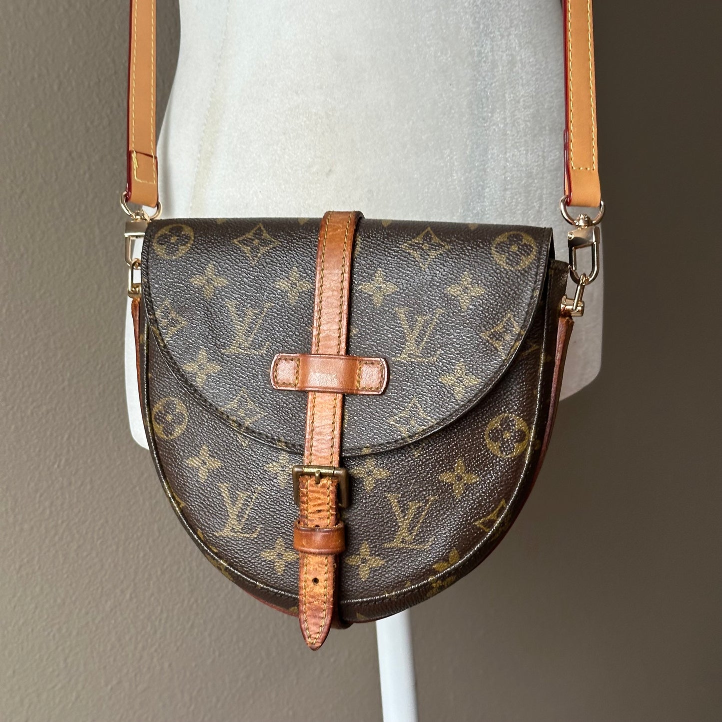 Authentic Louis Vuitton 1988 Monogram Chantilly PM Crossbody